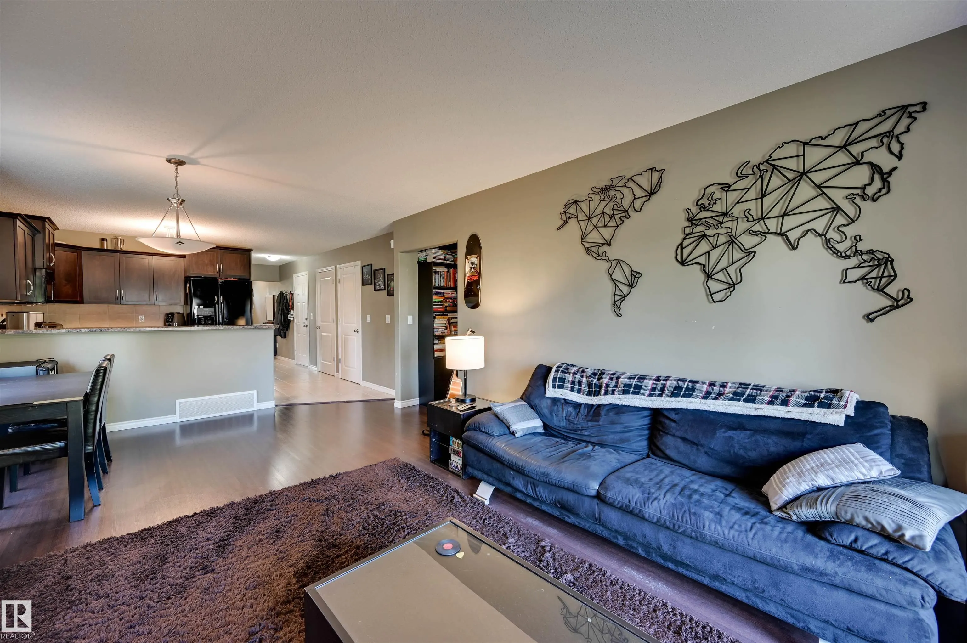 10 WOODCREST Lane