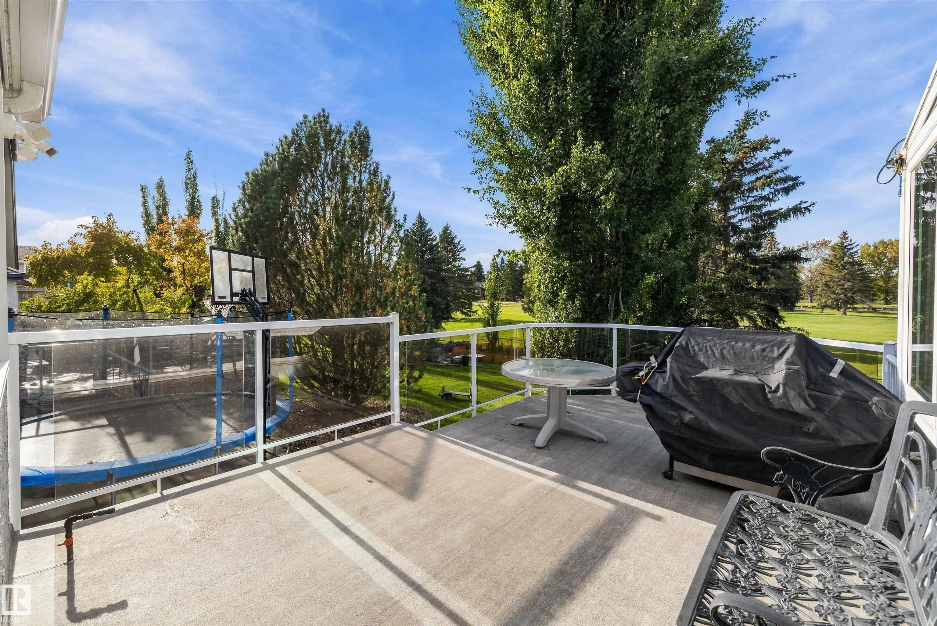 26 FAIRWAY Drive