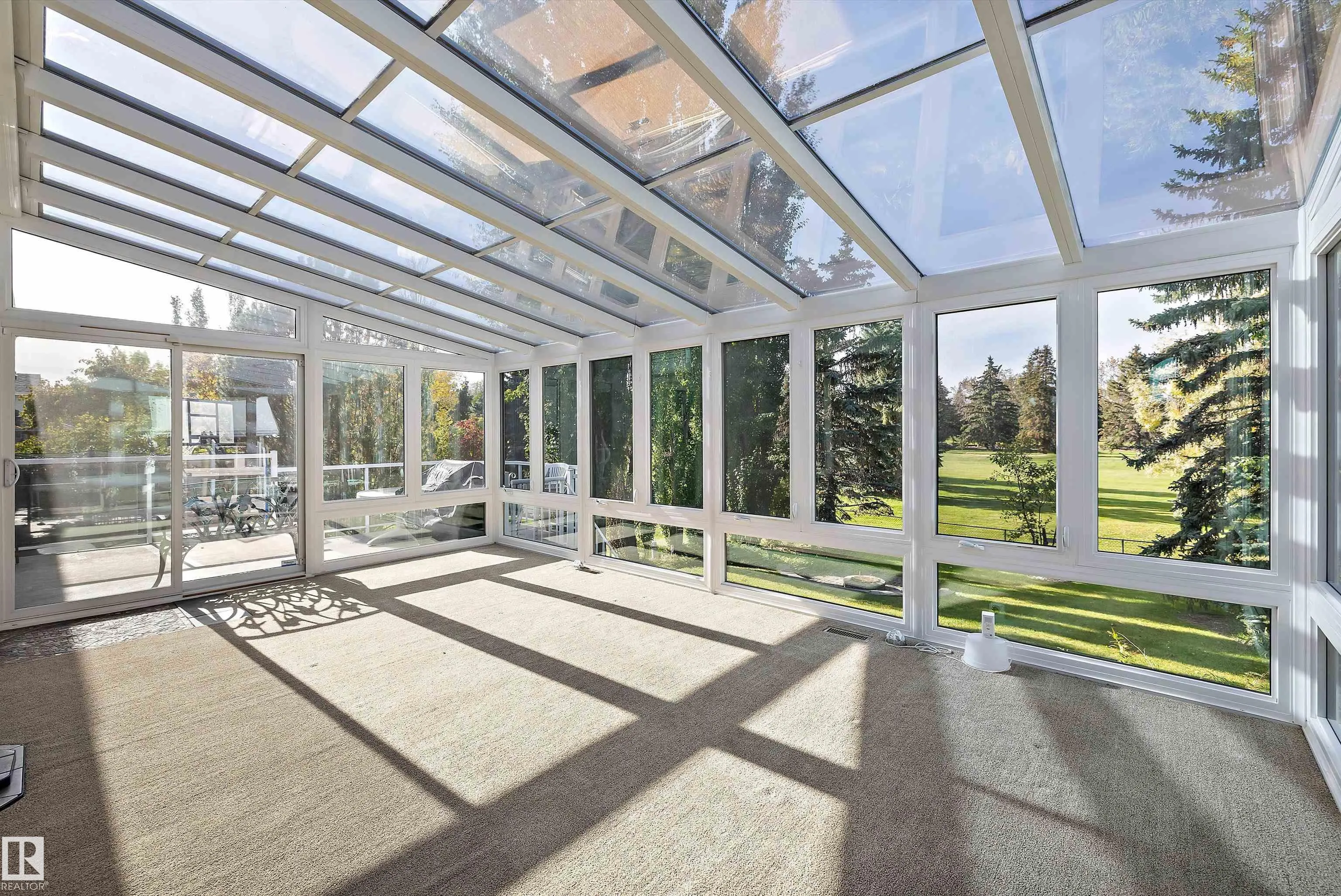 26 FAIRWAY Drive