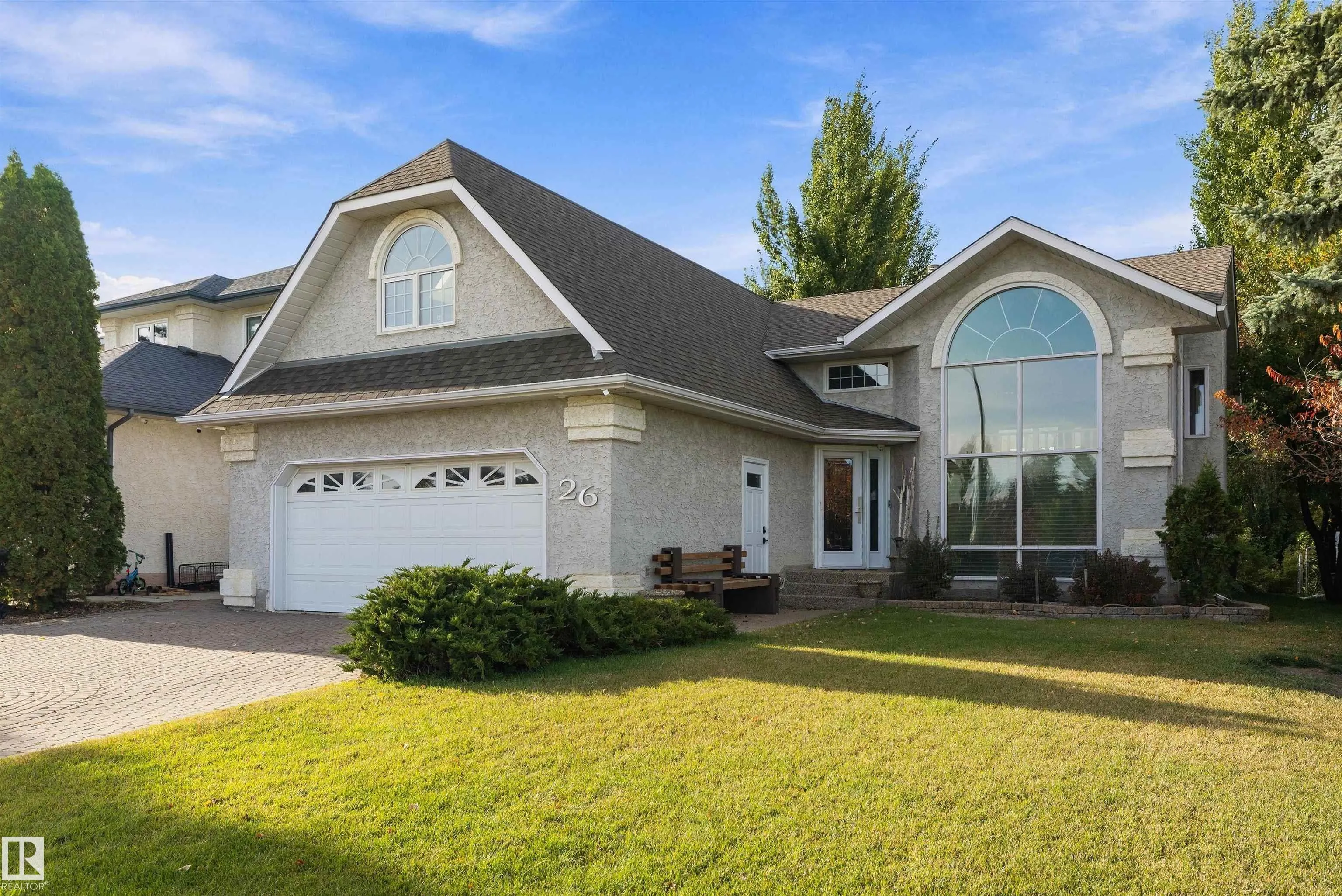 26 FAIRWAY Drive