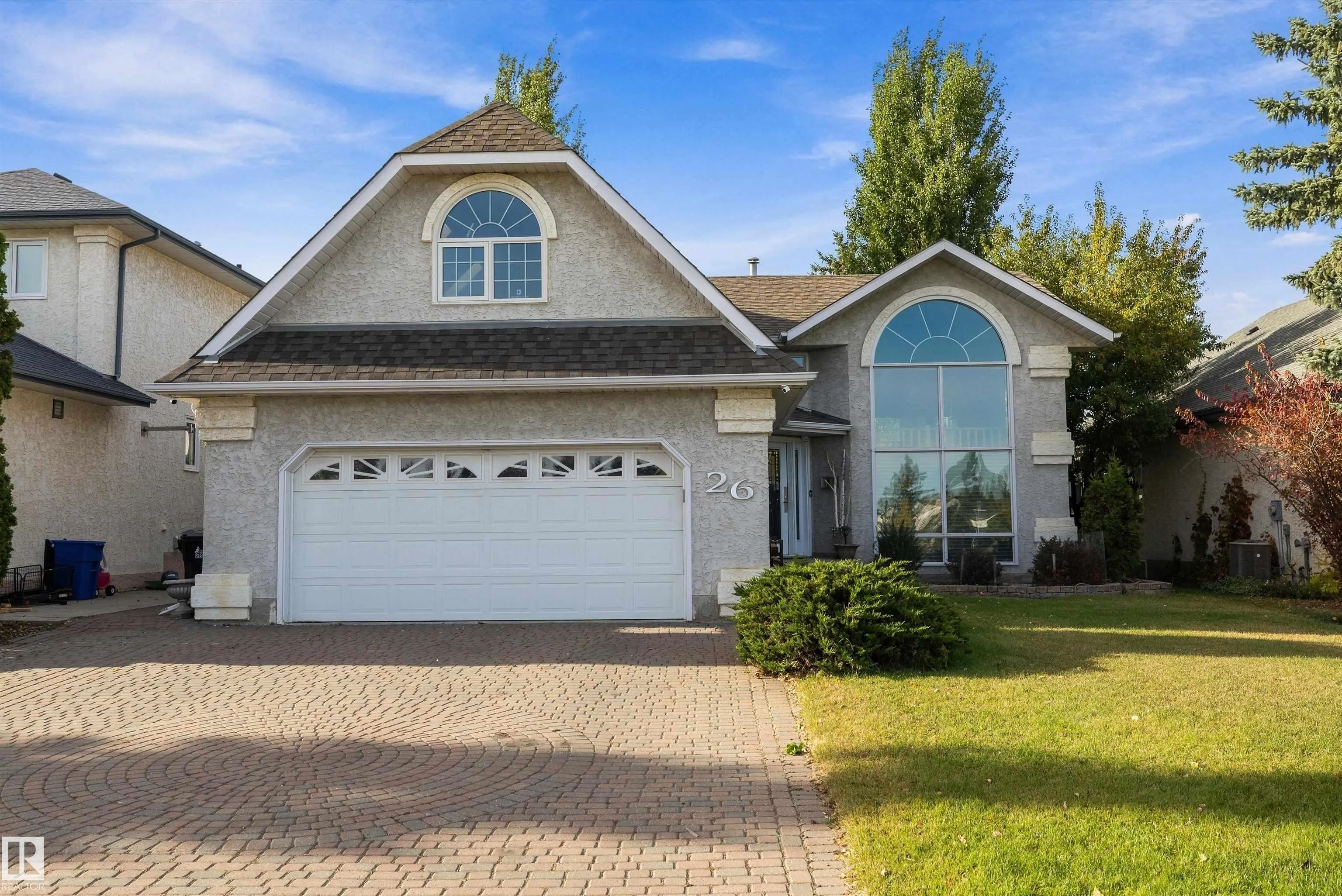 26 FAIRWAY Drive