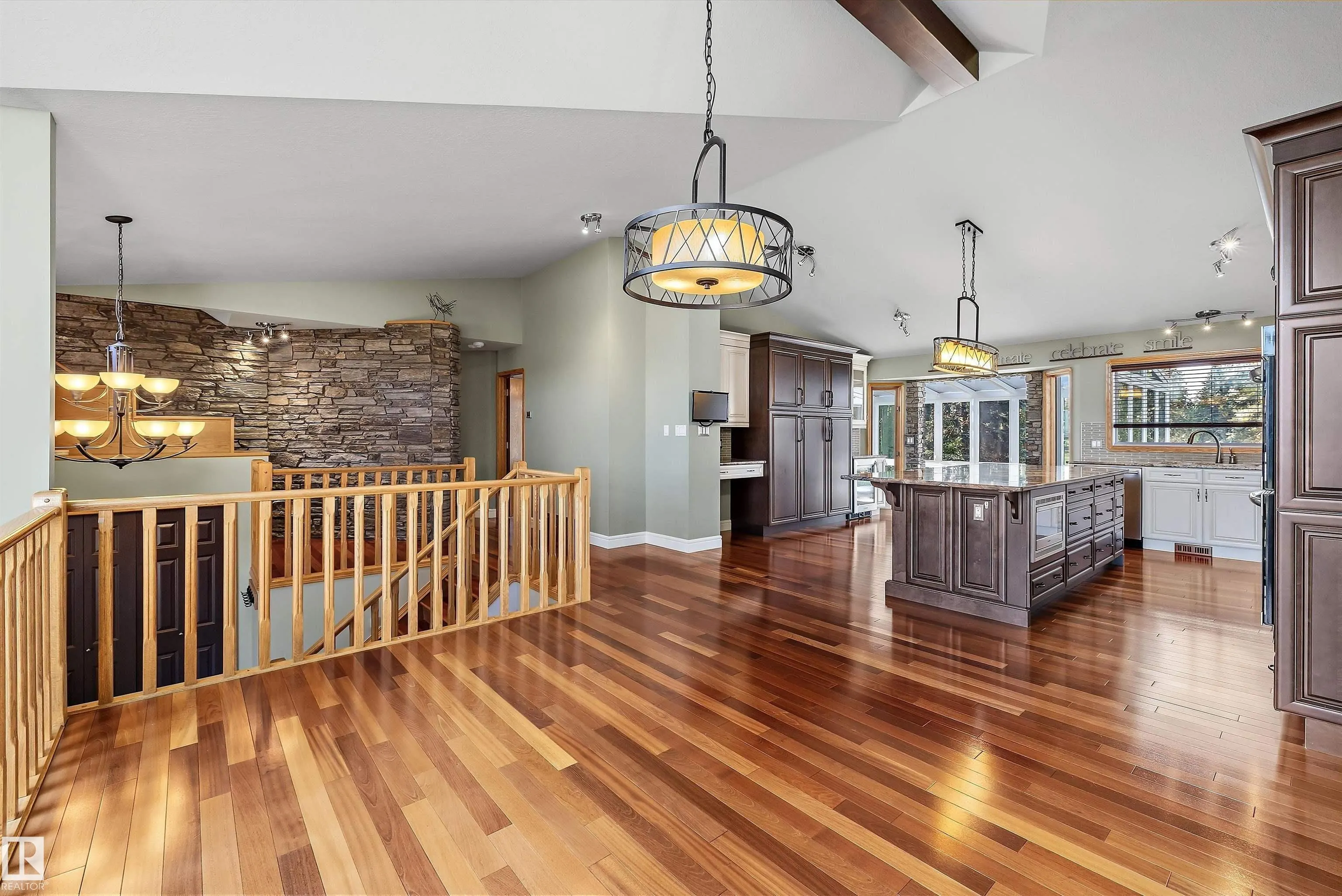 26 FAIRWAY Drive