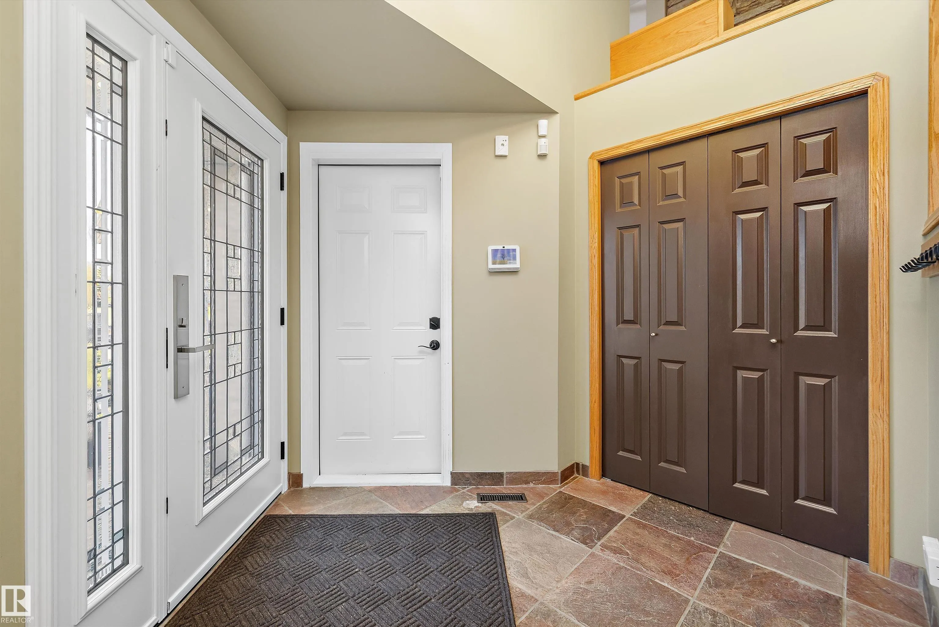 26 FAIRWAY Drive