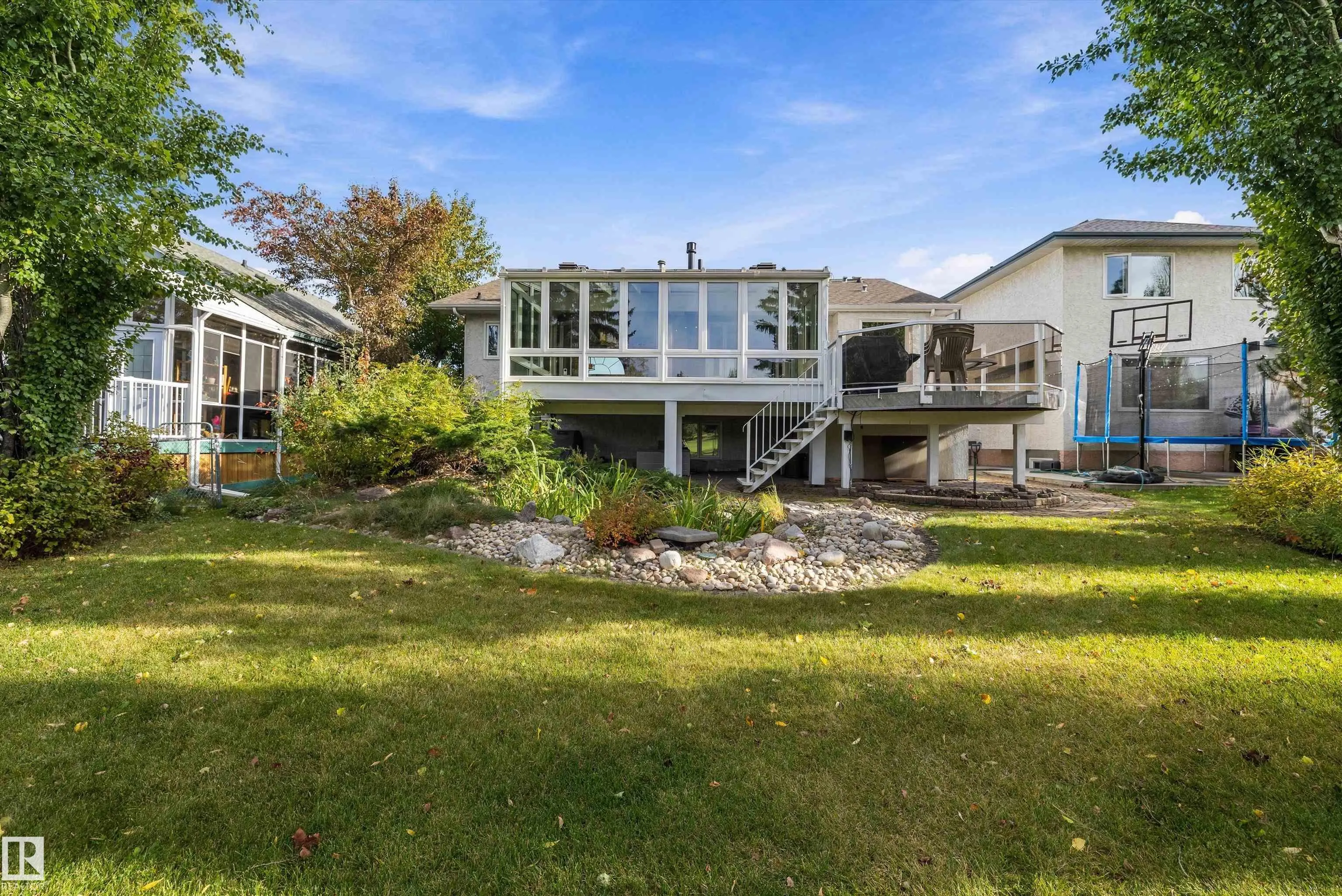 26 FAIRWAY Drive