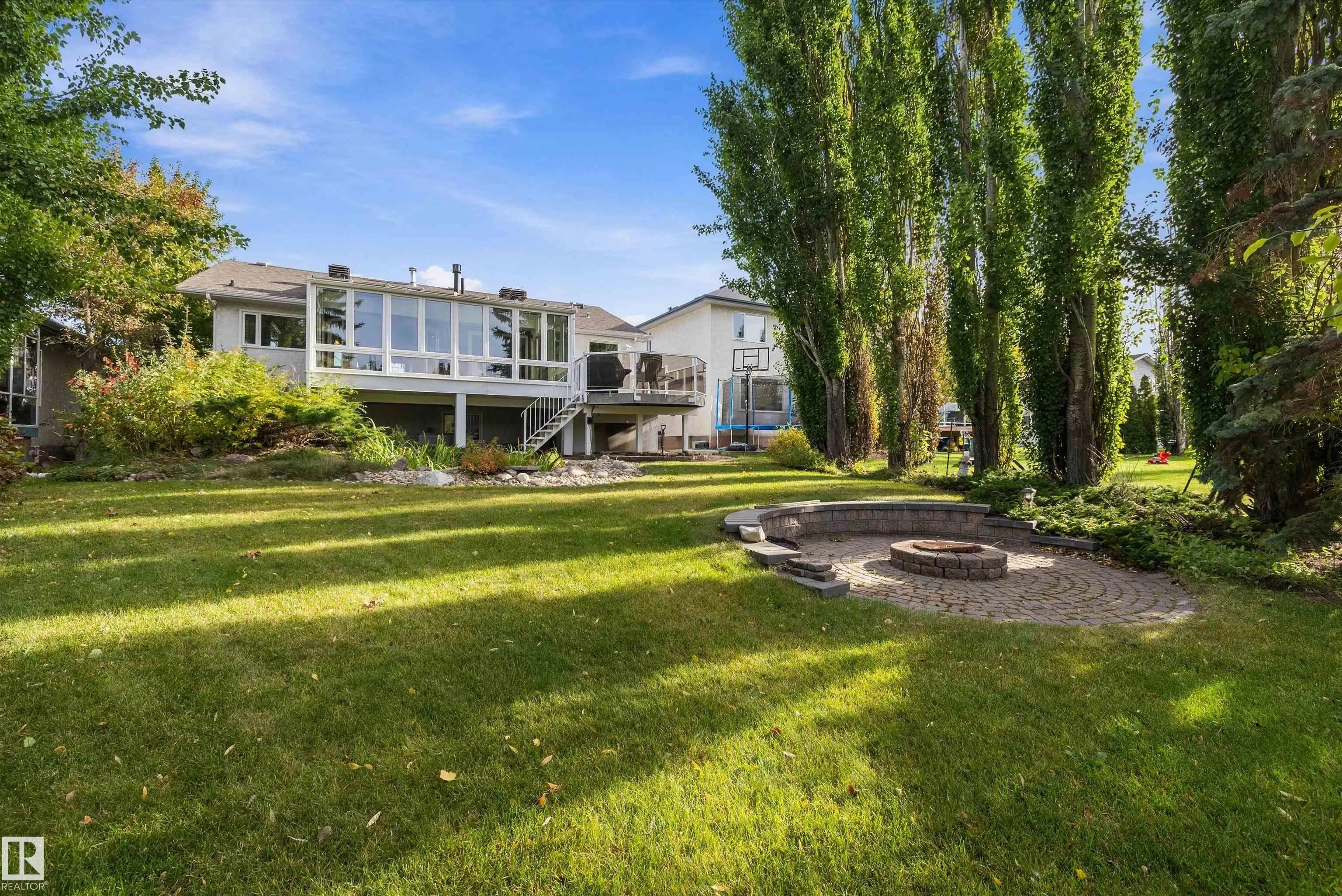 26 FAIRWAY Drive