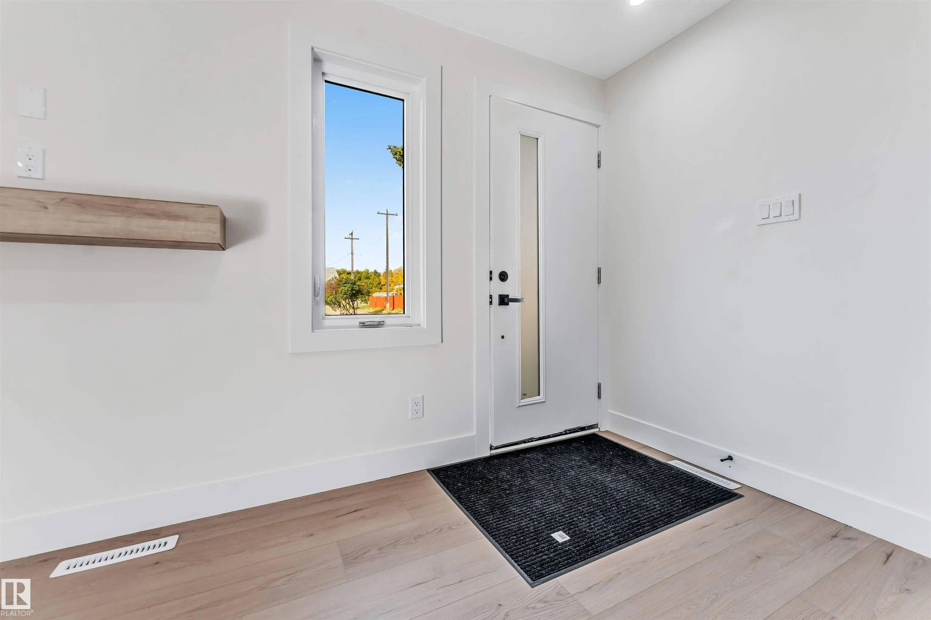 12811 135 ST