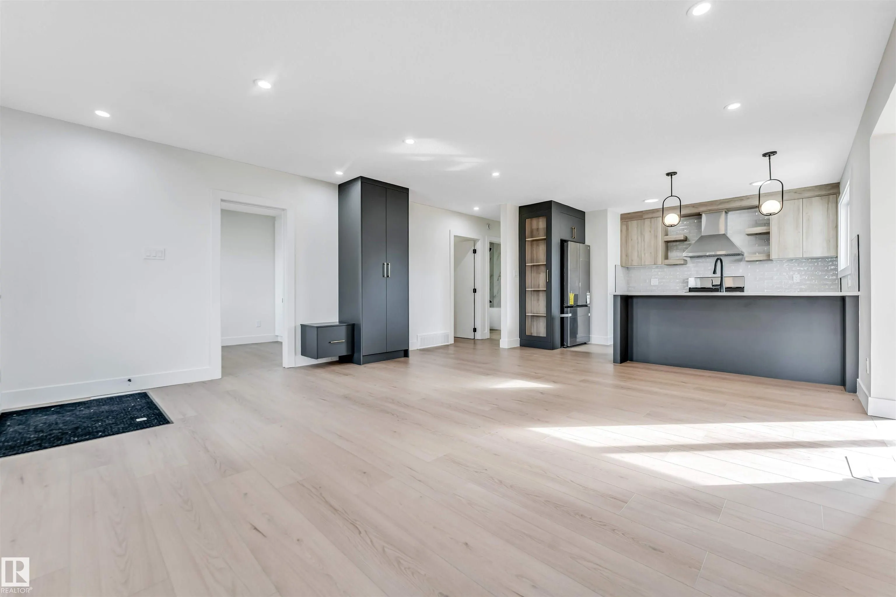 12811 135 ST