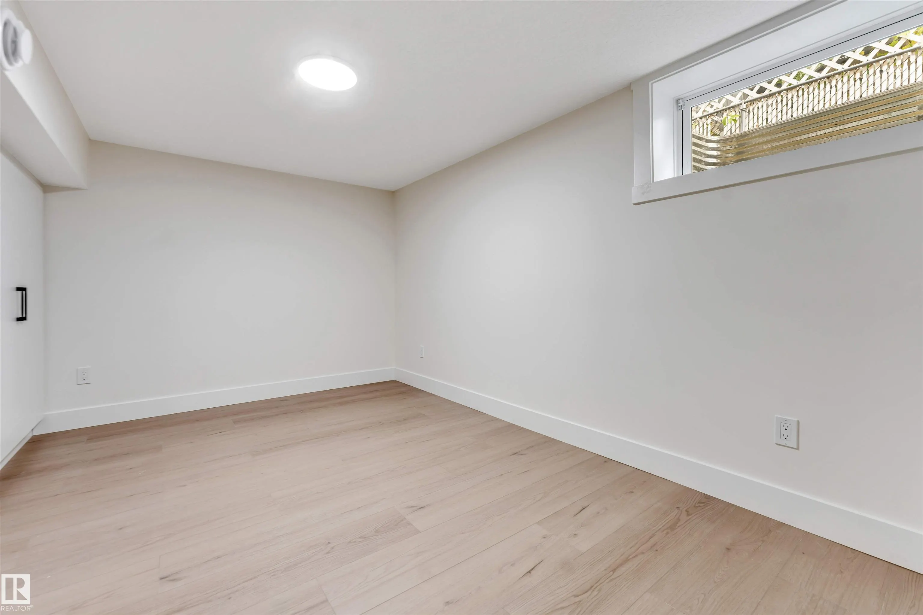 12811 135 ST