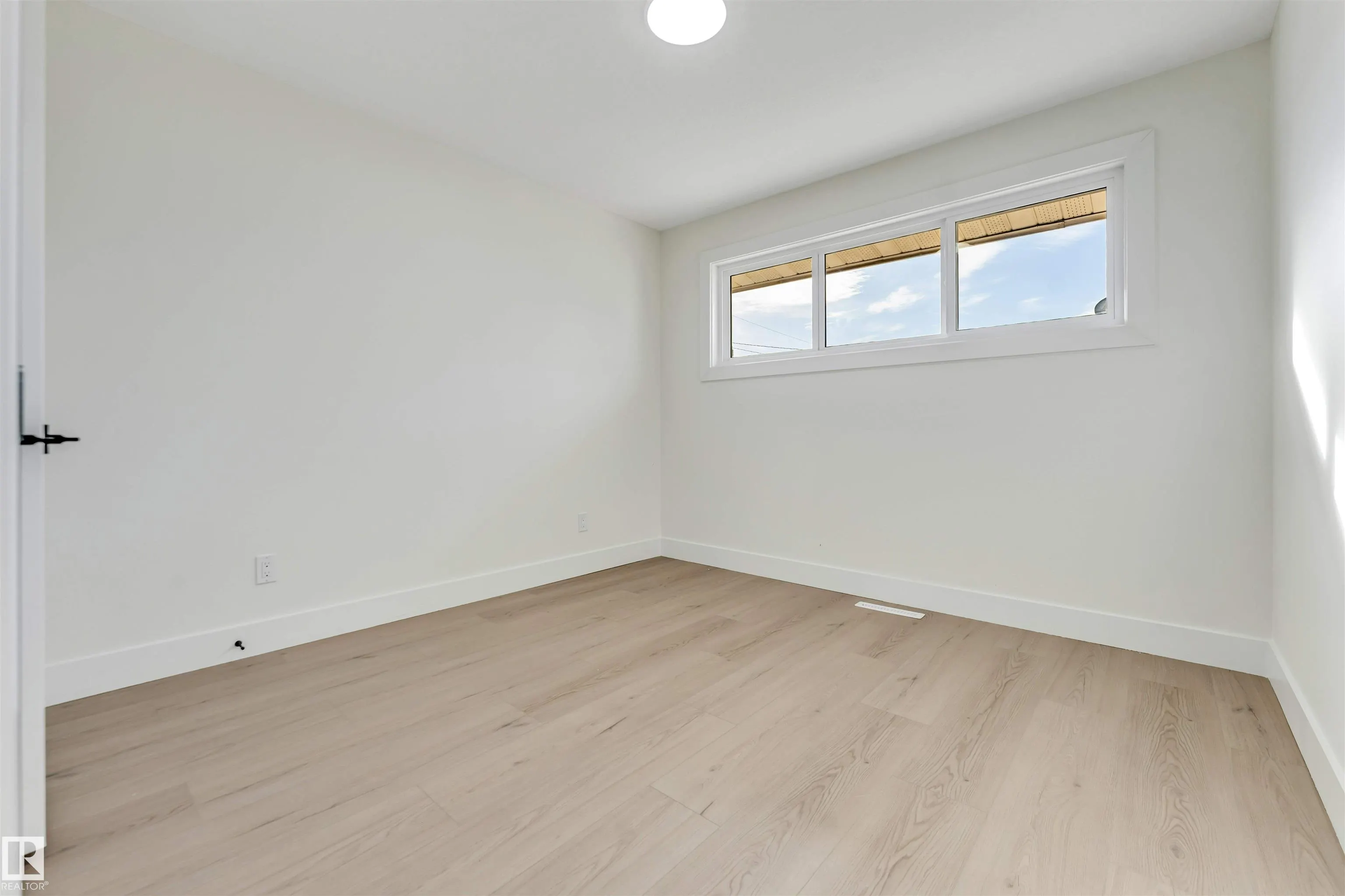 12811 135 ST