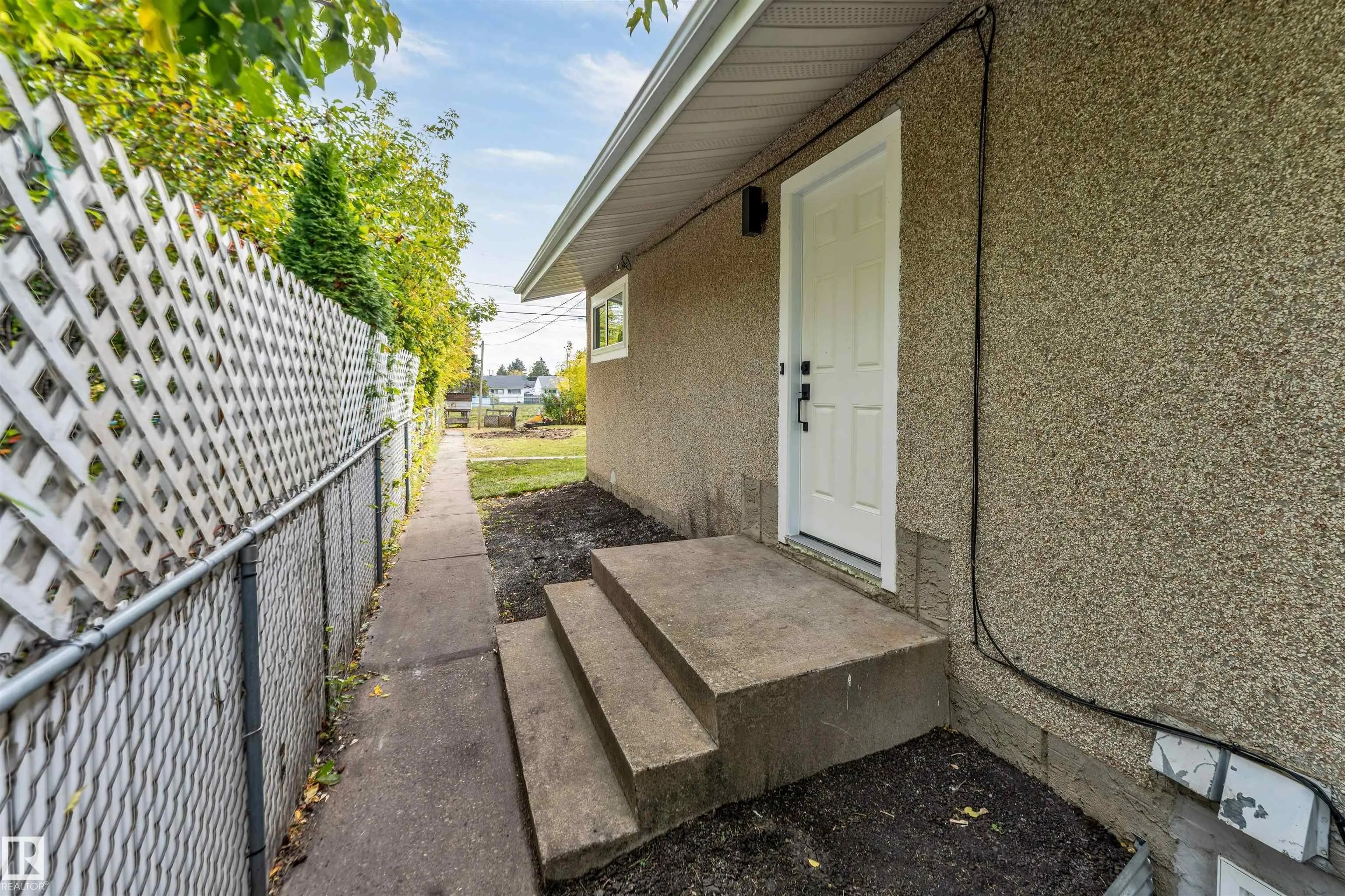 12811 135 ST