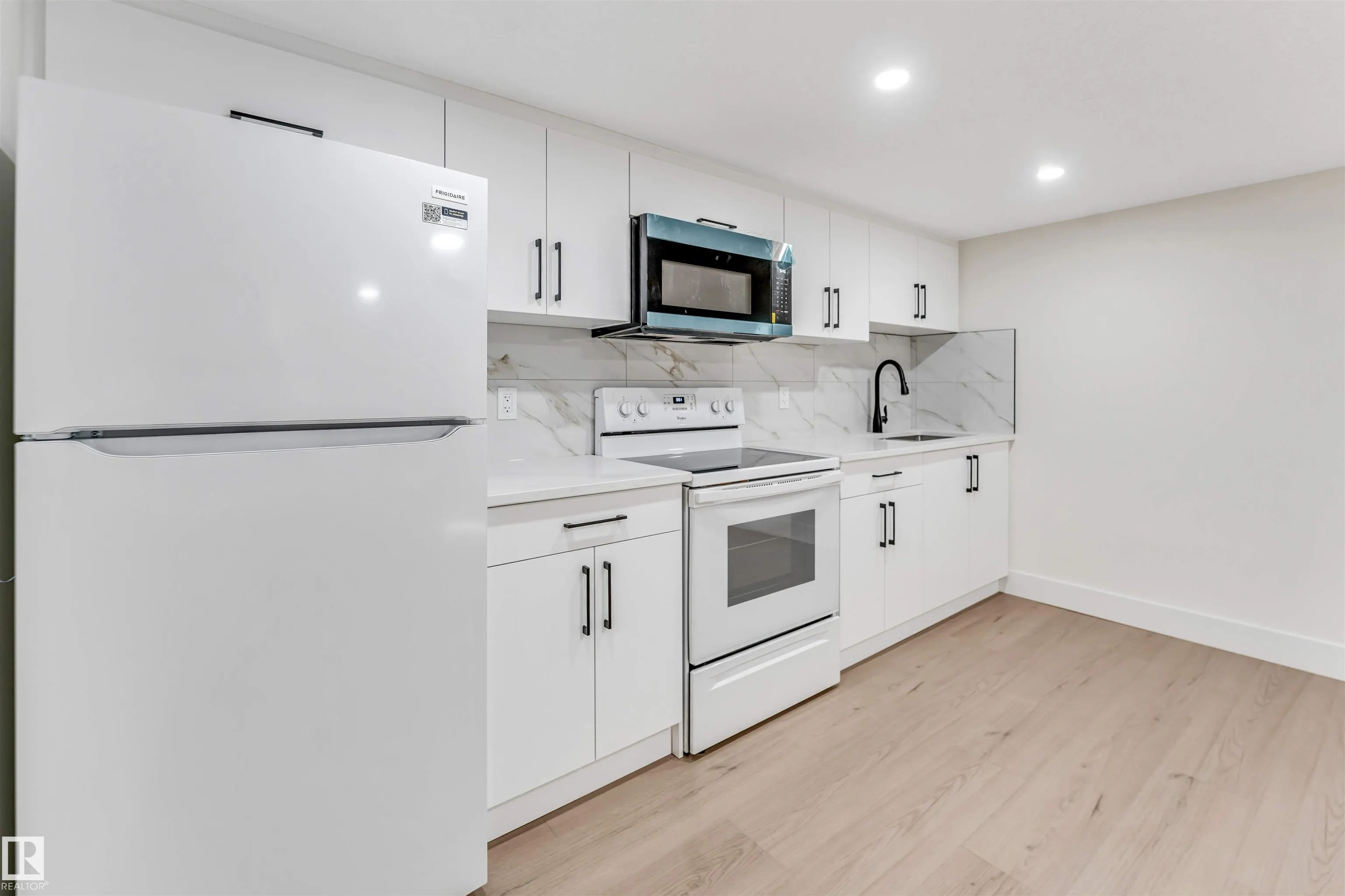 12811 135 ST