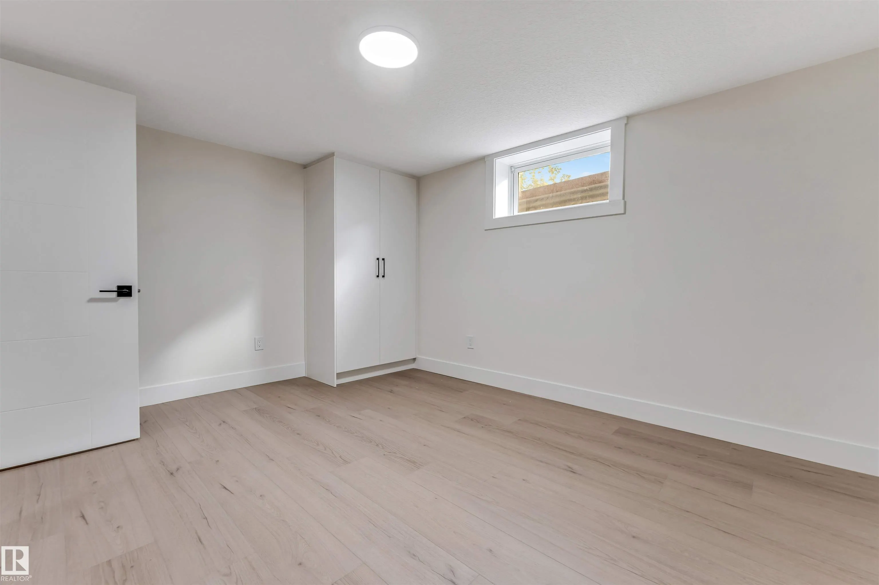 12811 135 ST