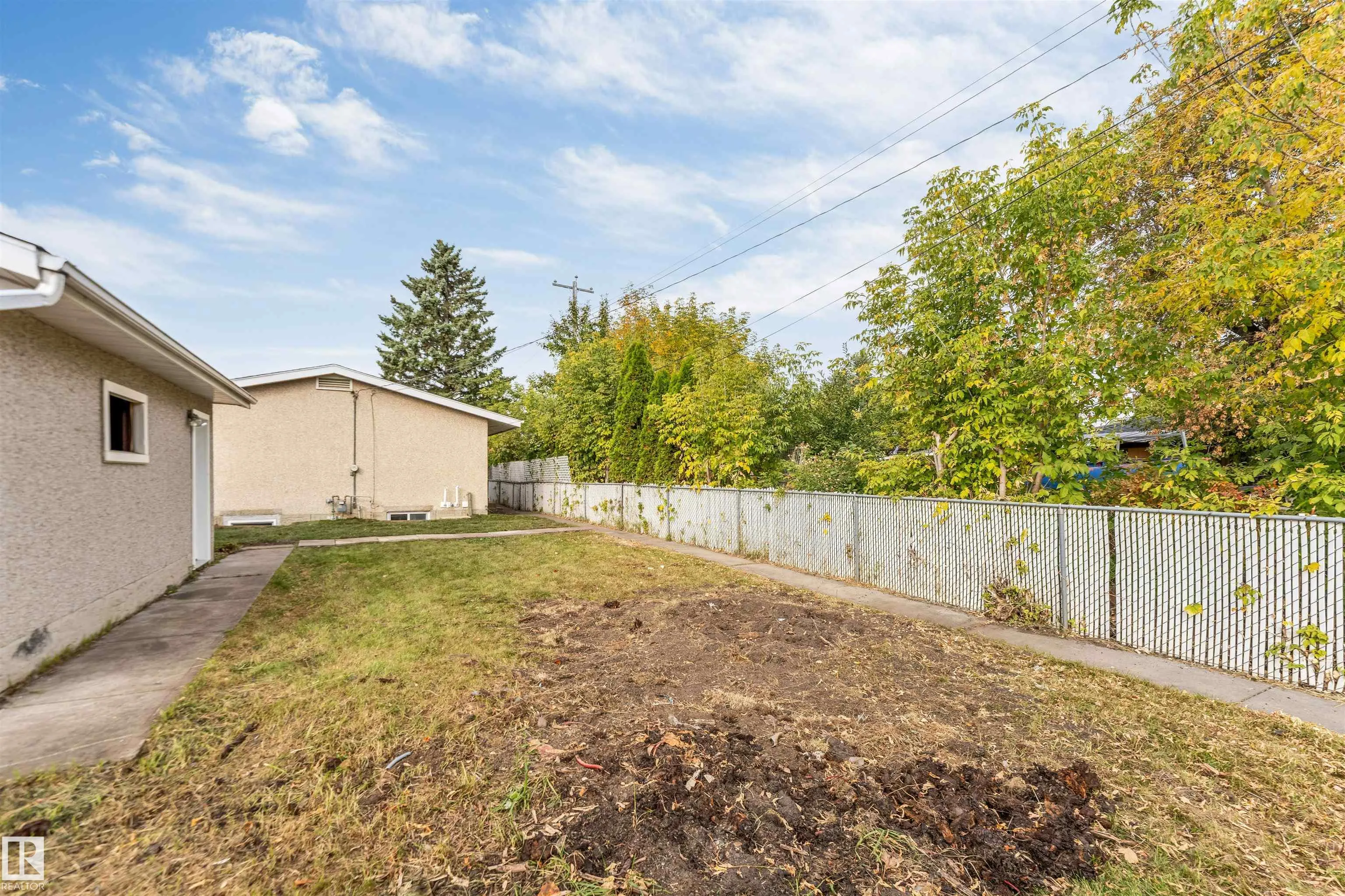 12811 135 ST