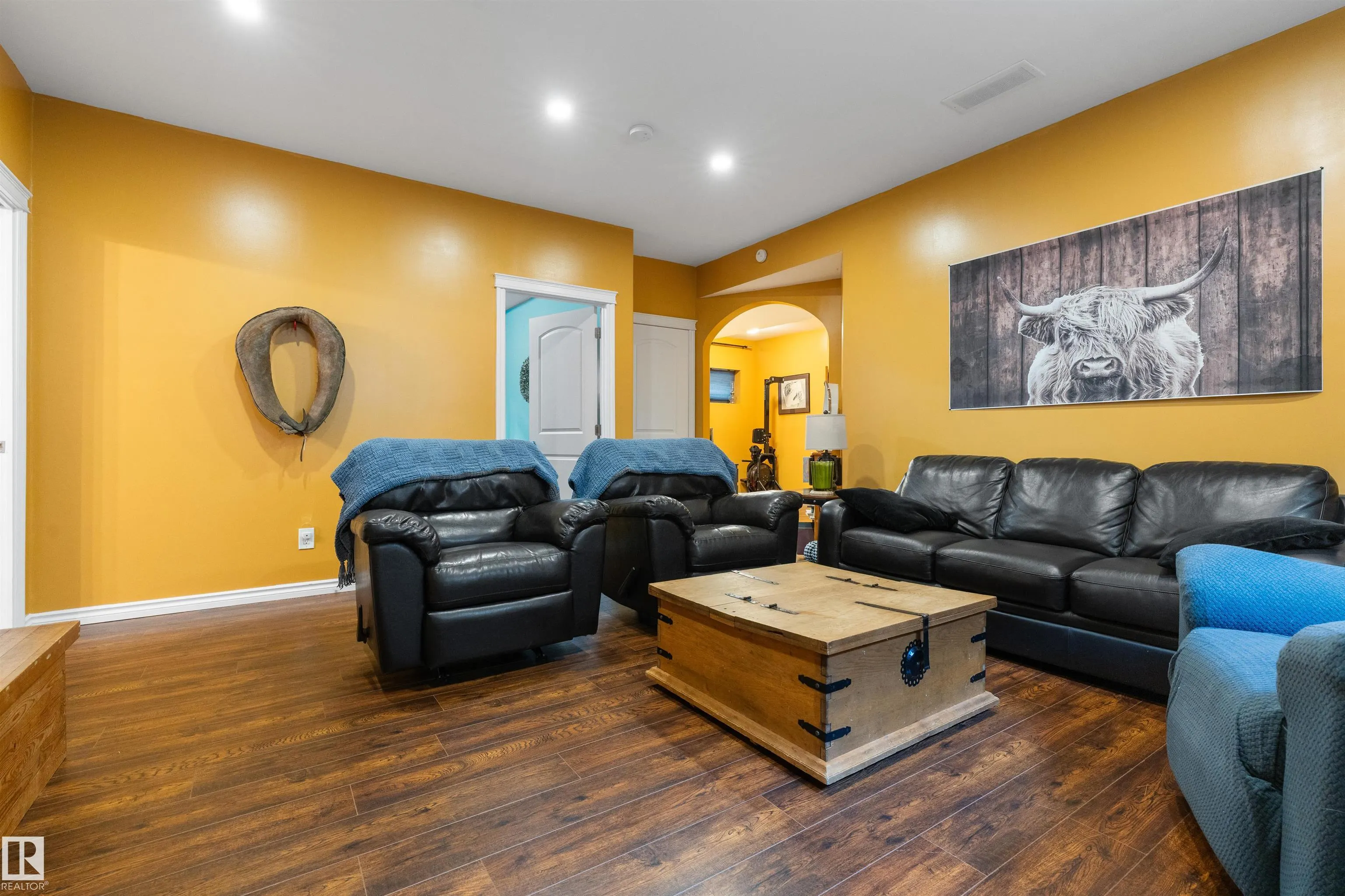 1240 WESTERRA Crescent