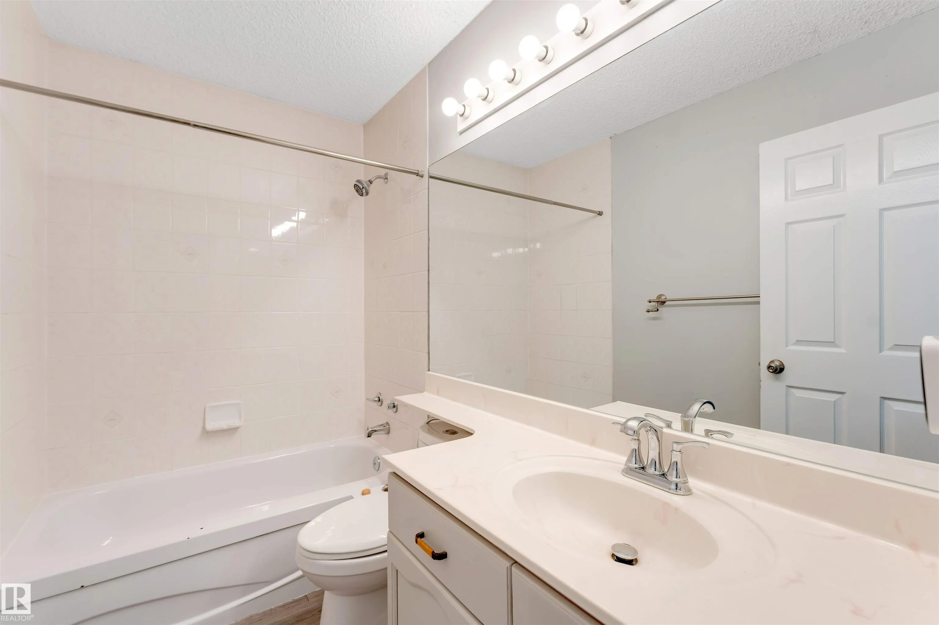 3940 33 Street