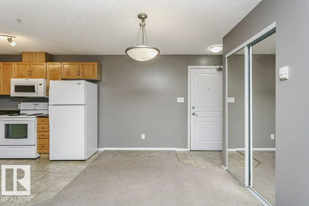 309 CLAREVIEW STATION Drive