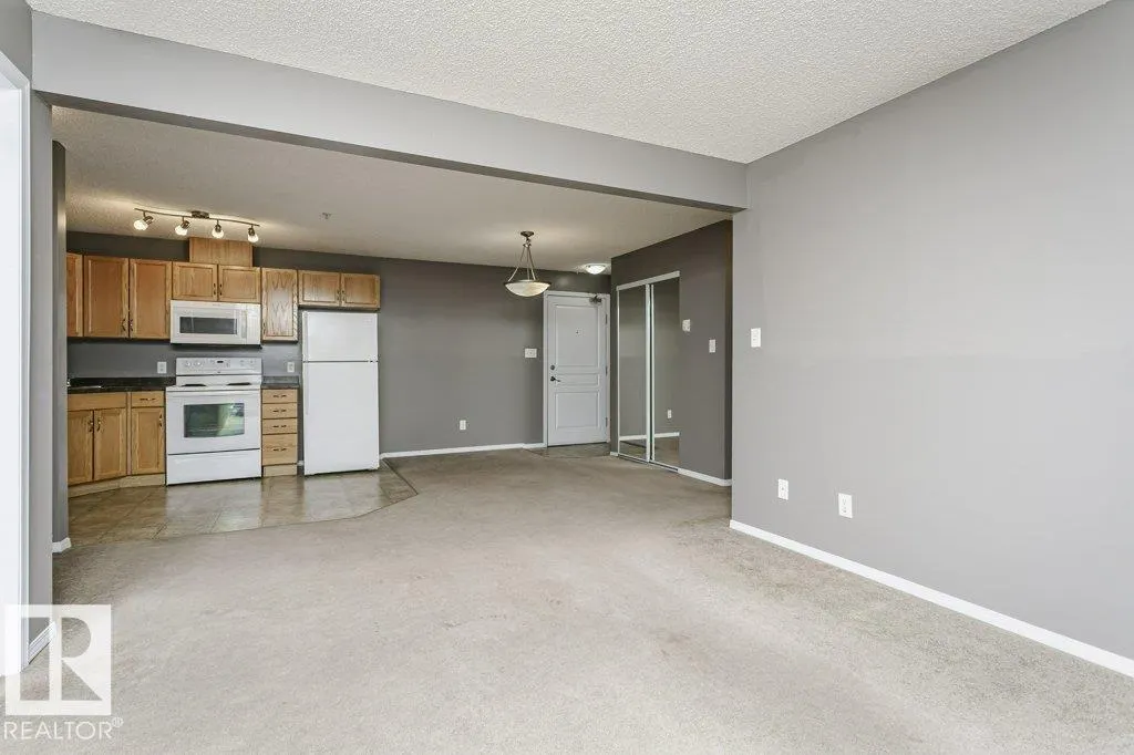 309 CLAREVIEW STATION Drive
