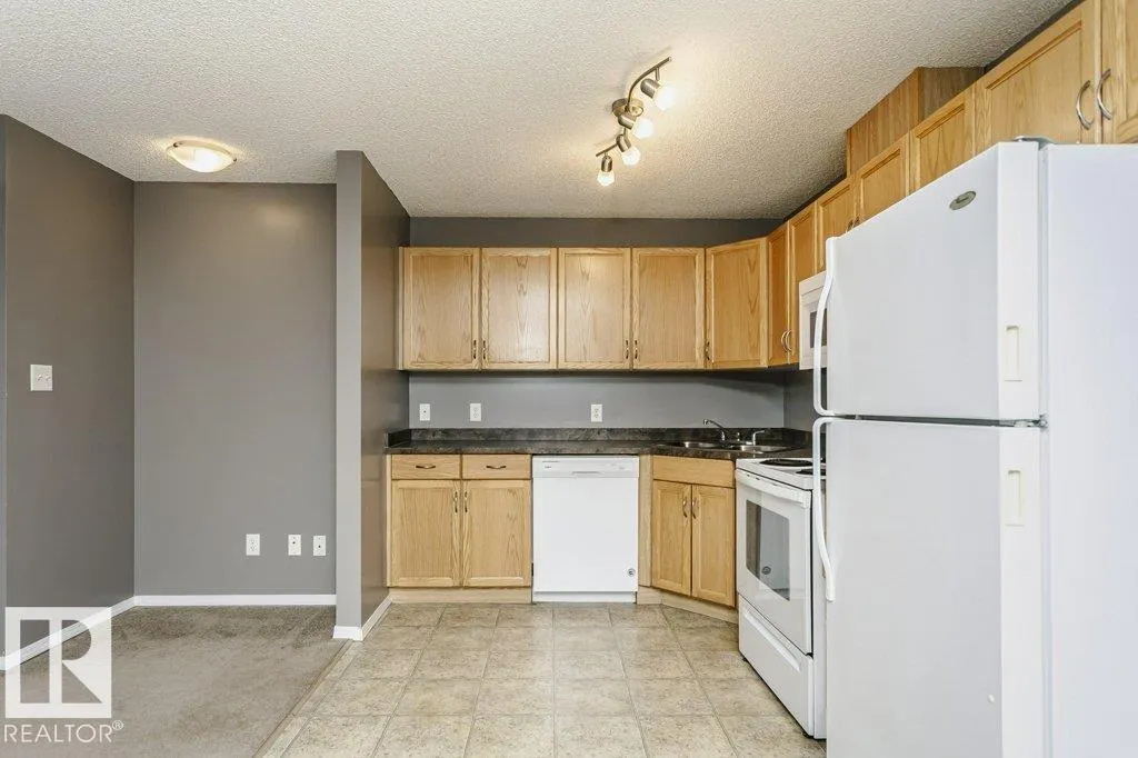 309 CLAREVIEW STATION Drive