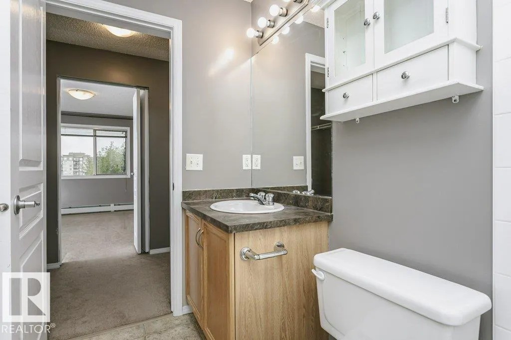 309 CLAREVIEW STATION Drive