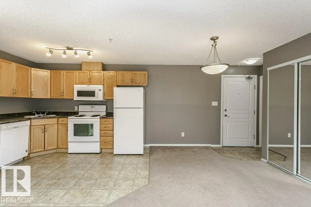 309 CLAREVIEW STATION Drive