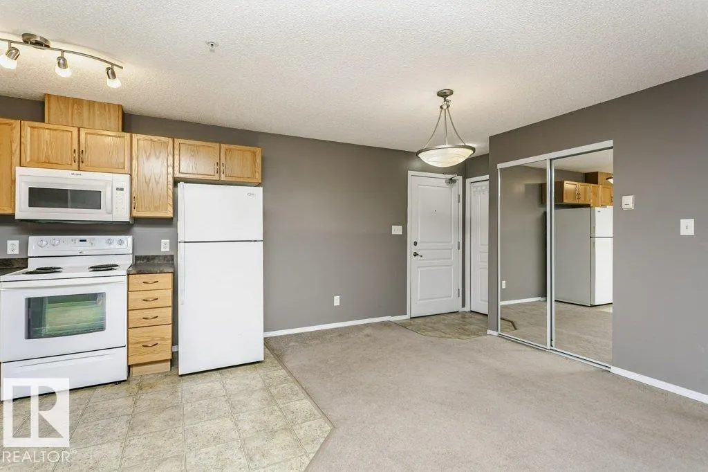 309 CLAREVIEW STATION Drive
