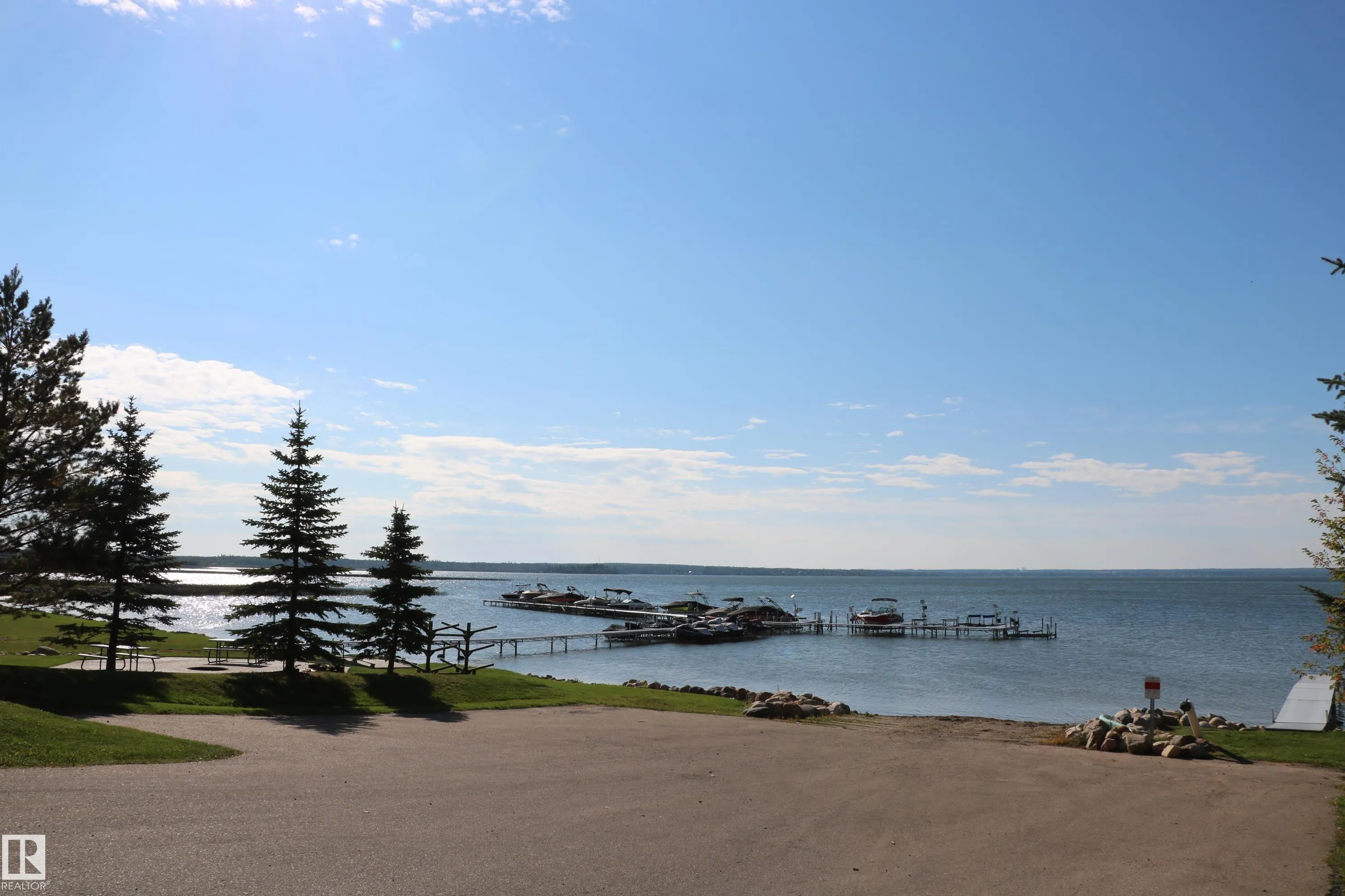 9 55101 Ste Anne Trail