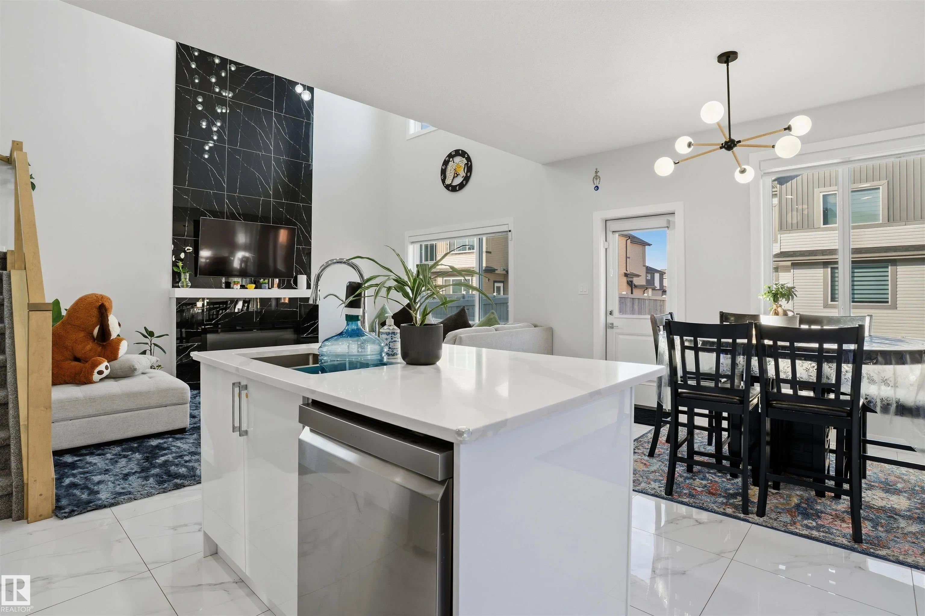 3602 41 AVE