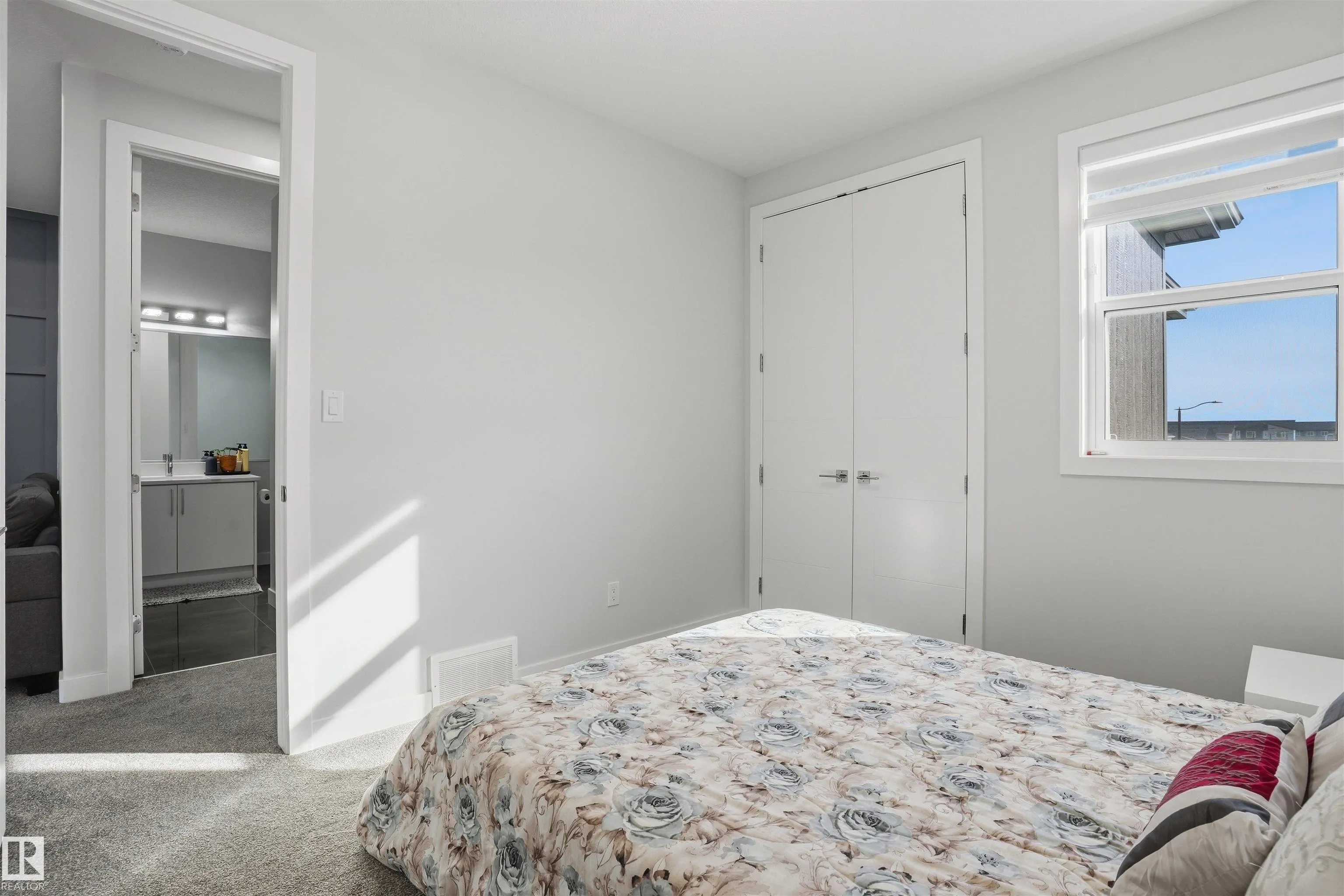 3602 41 AVE