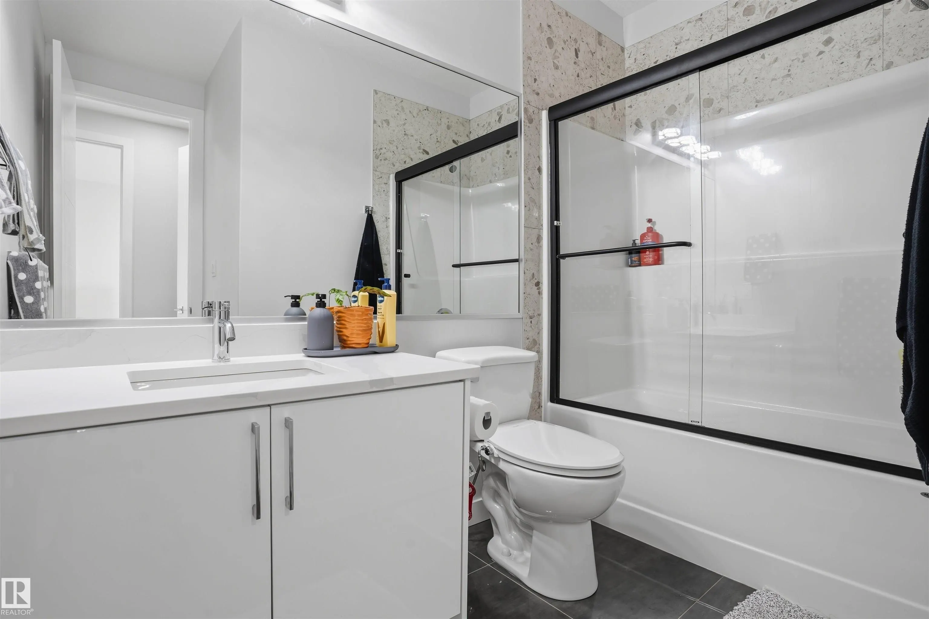 3602 41 AVE