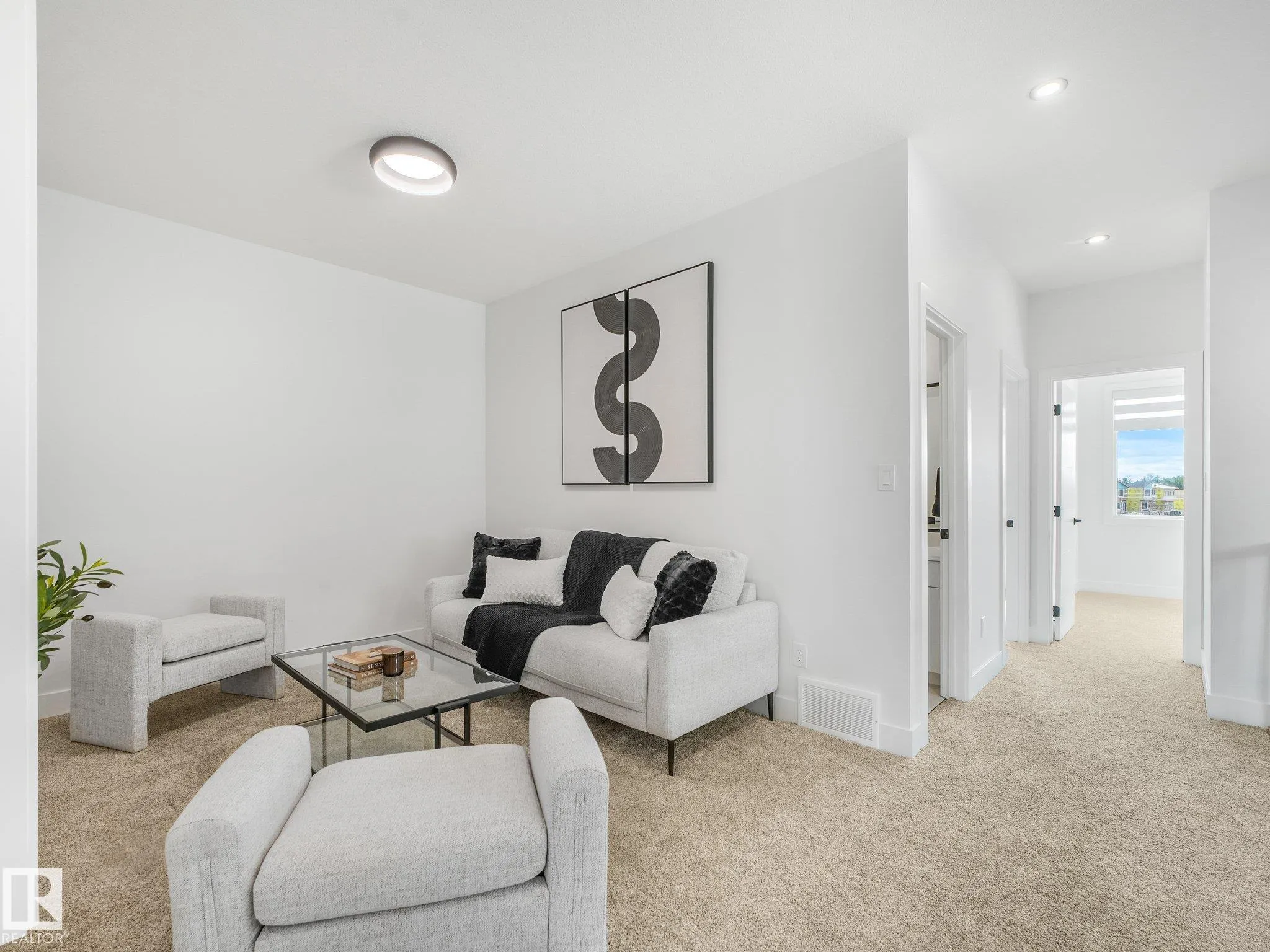 82 Ravenshire Wynd
