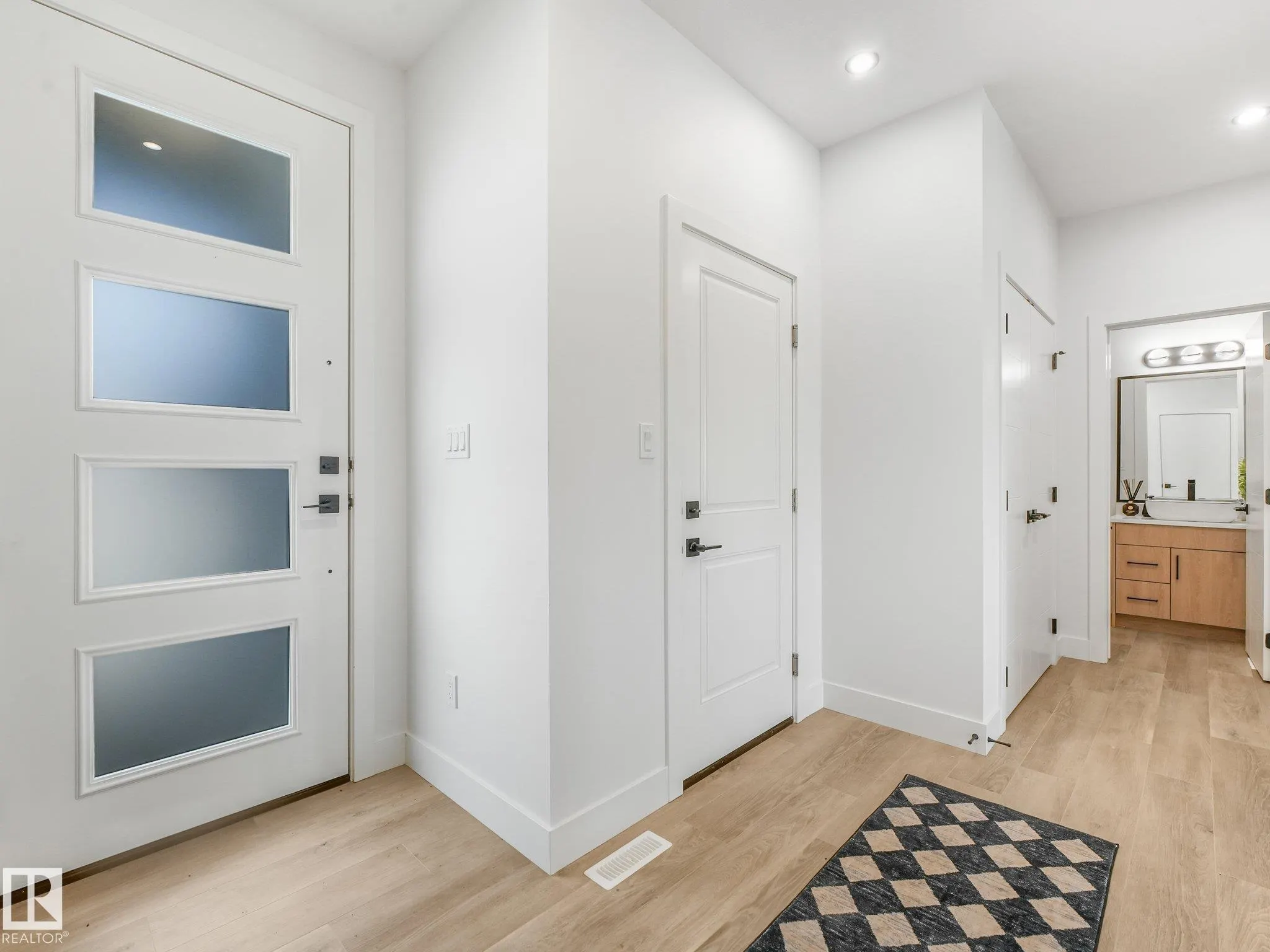 82 Ravenshire Wynd
