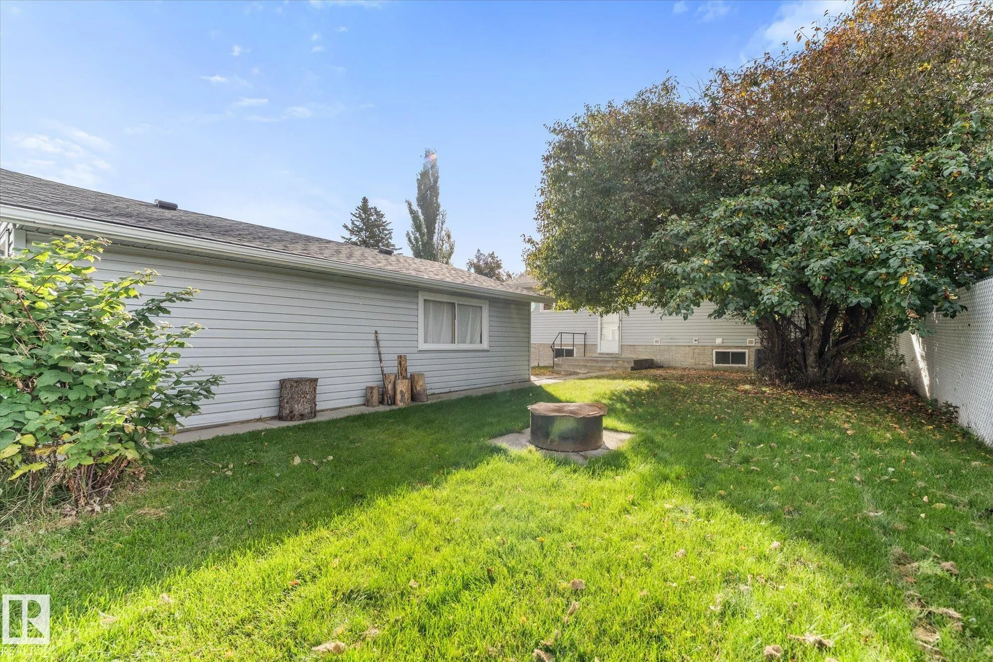 209 MCPHERSON Avenue
