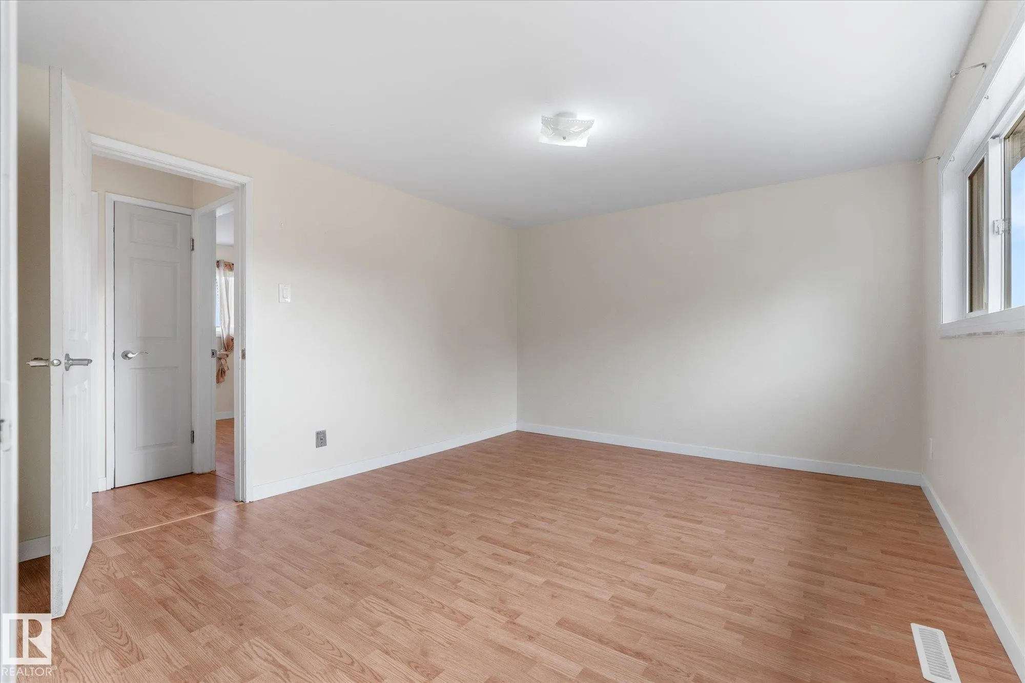 13307 89A Street