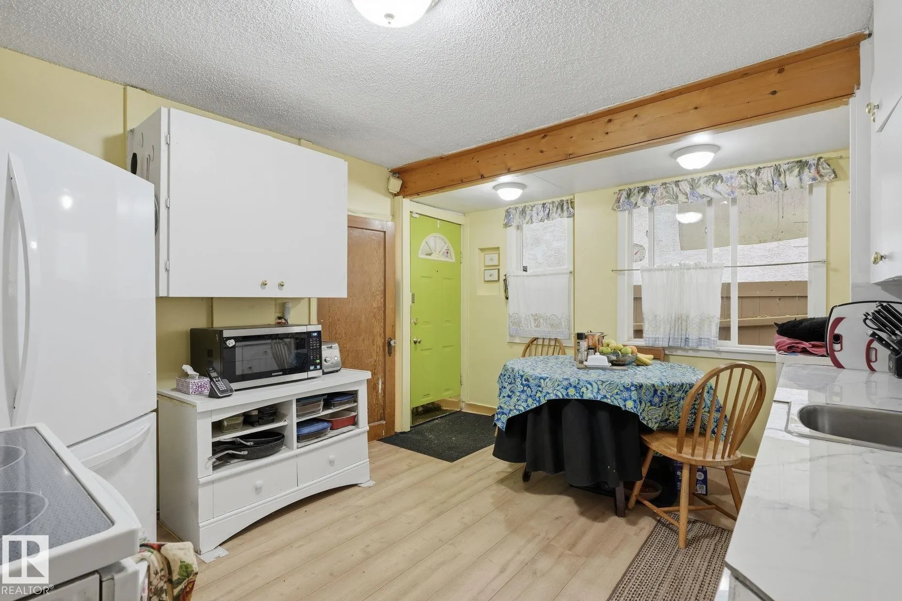9628 100A Street
