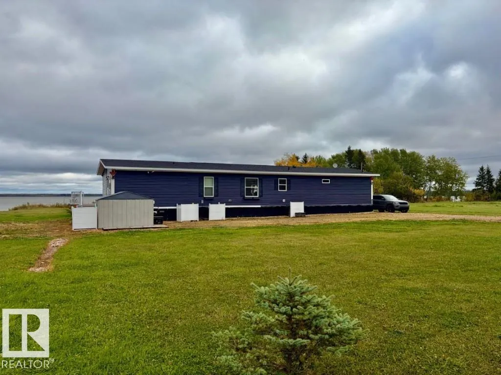890 PELICAN Road