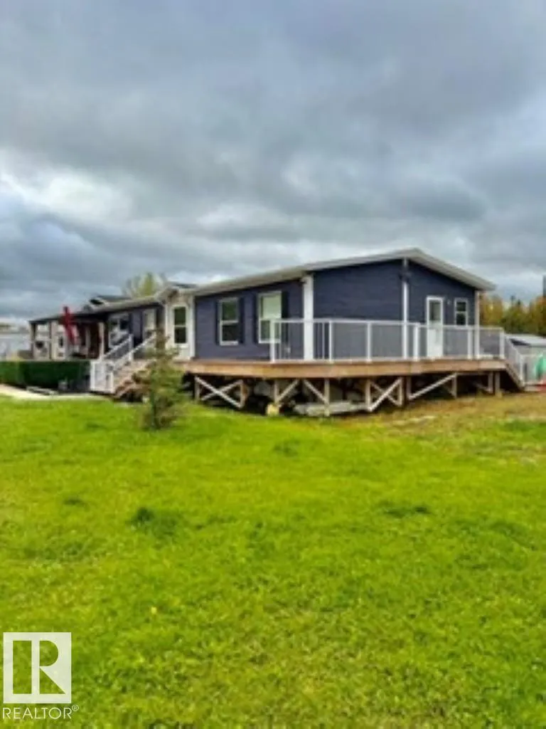 890 PELICAN Road