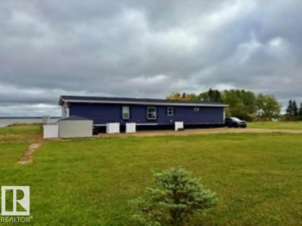 890 PELICAN Road