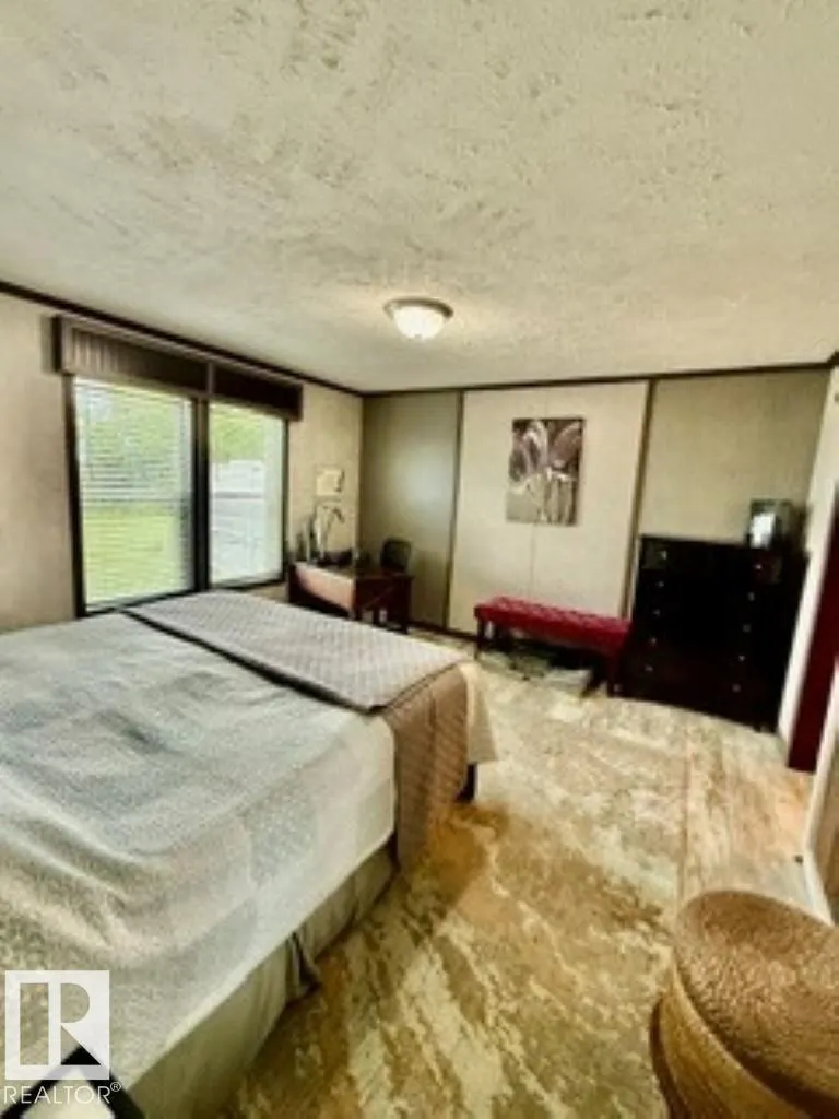 890 PELICAN Road