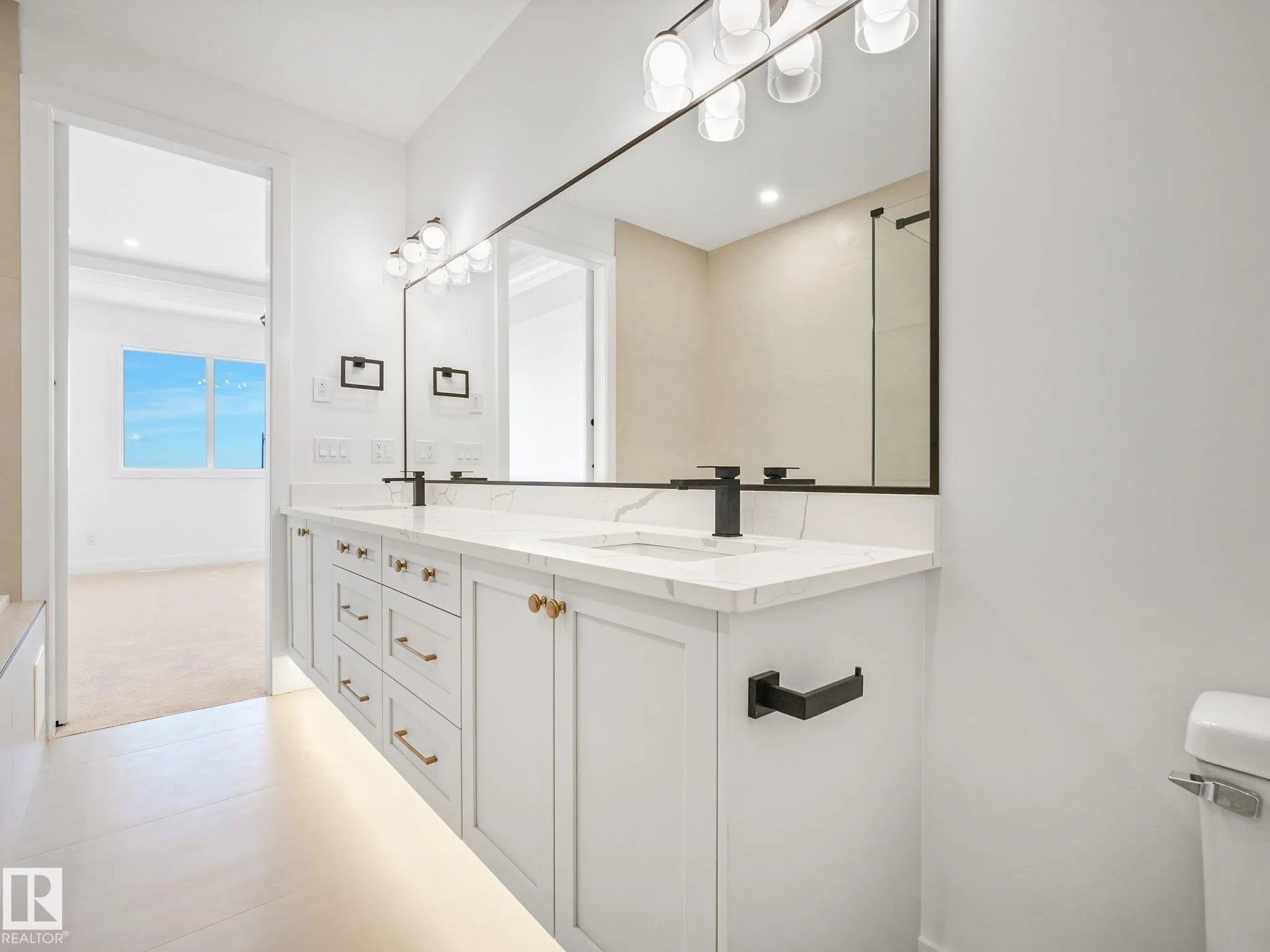 206 Corral Circle