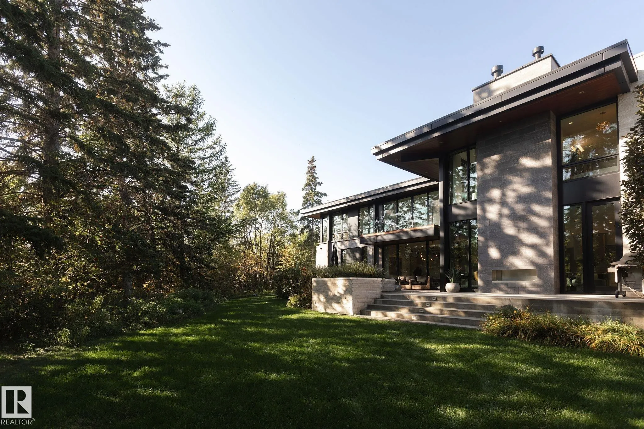 14530 RAVINE Drive