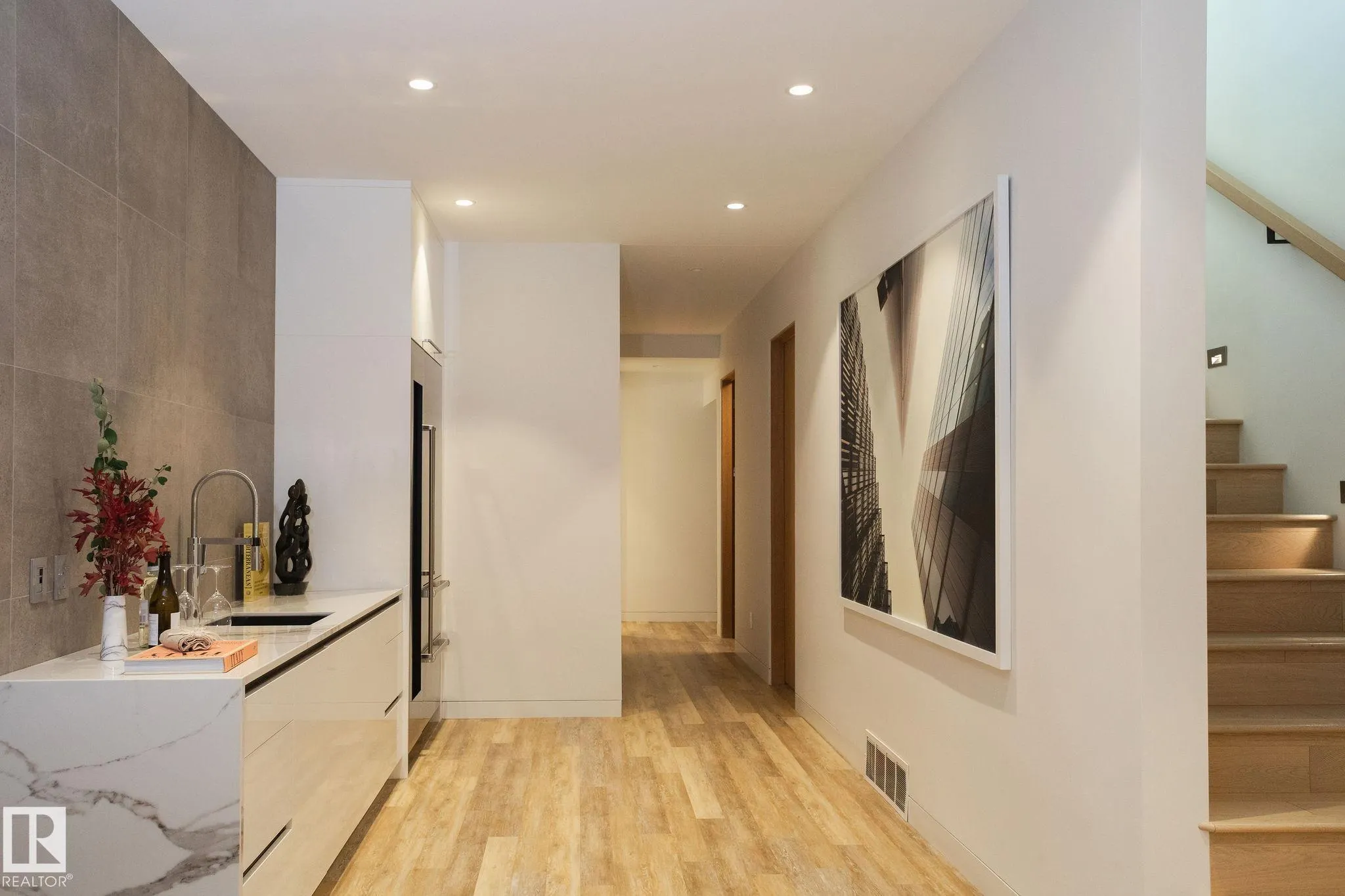 14530 RAVINE Drive