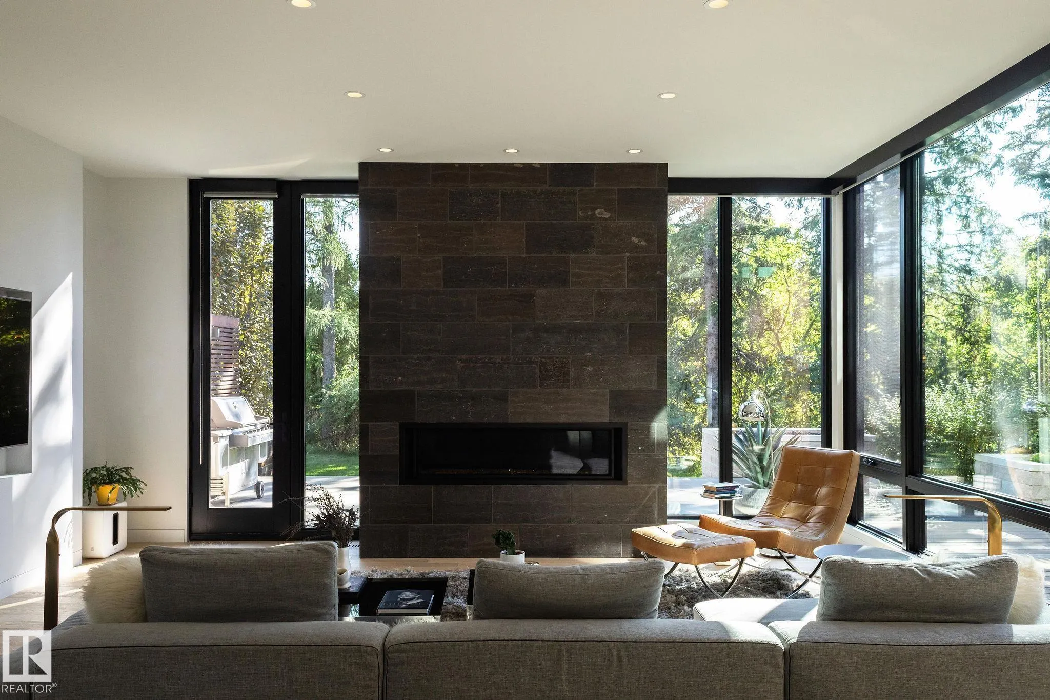 14530 RAVINE Drive