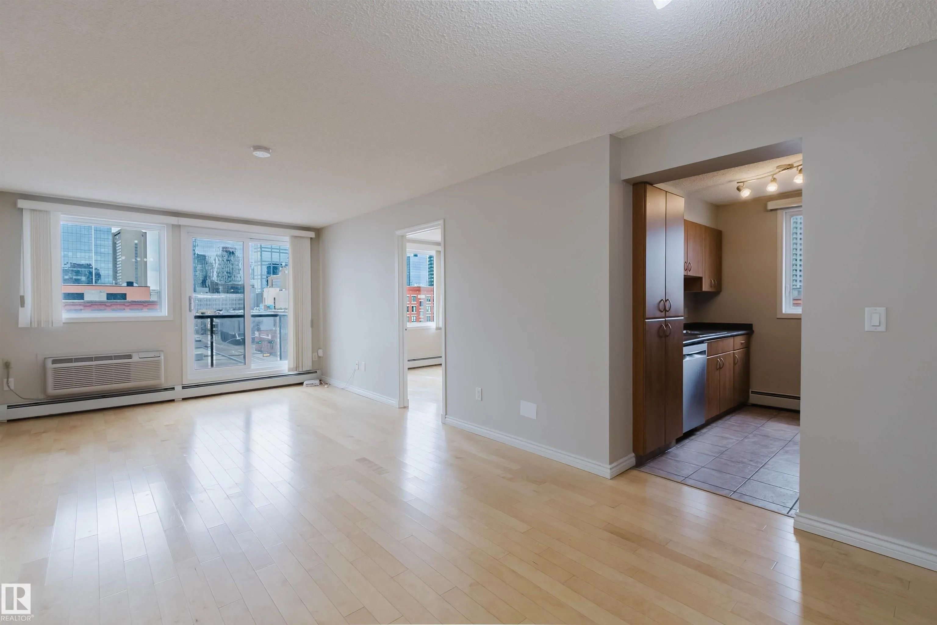 10303 105 Street