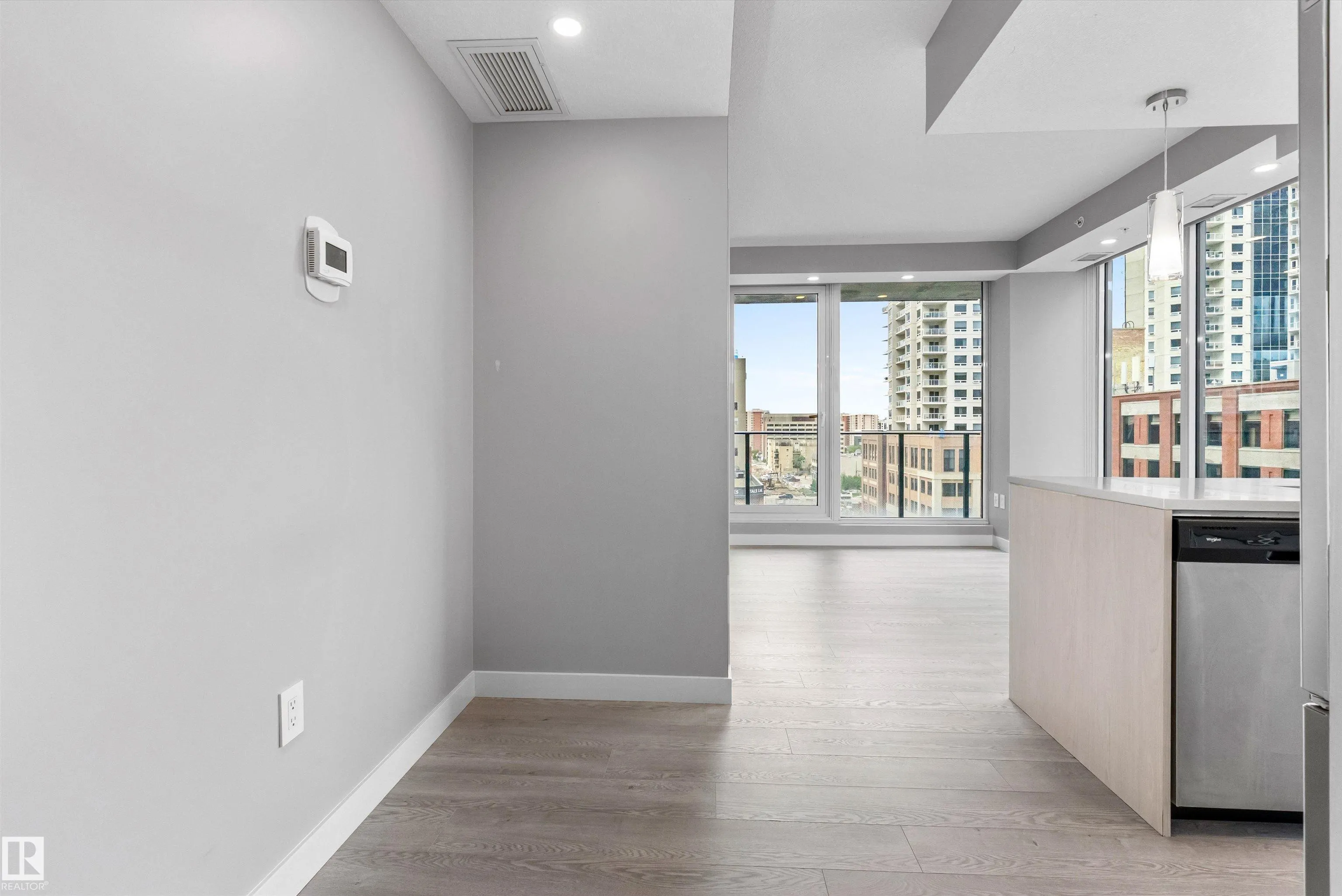 10180 103 Street