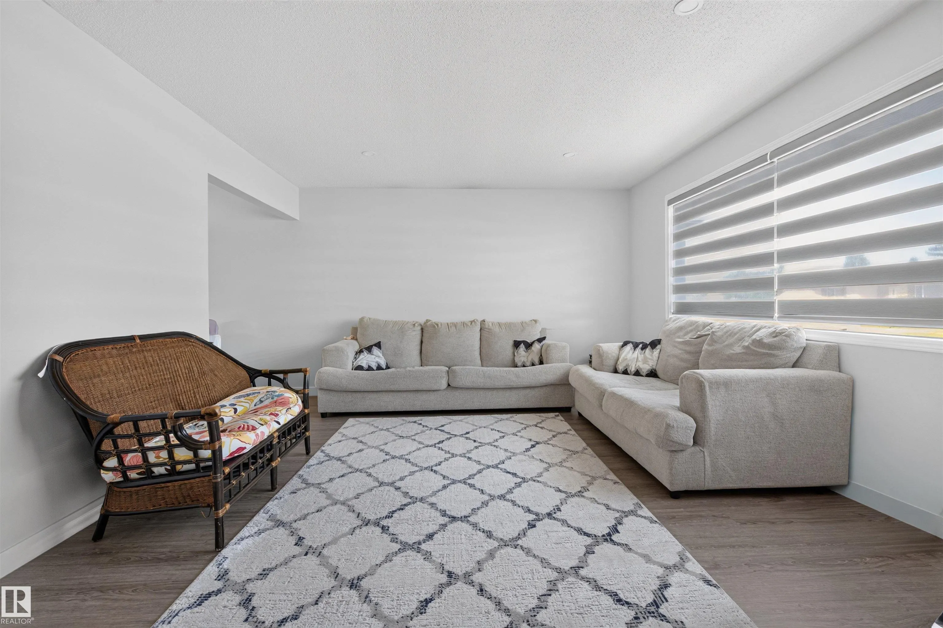 15104 74 Street