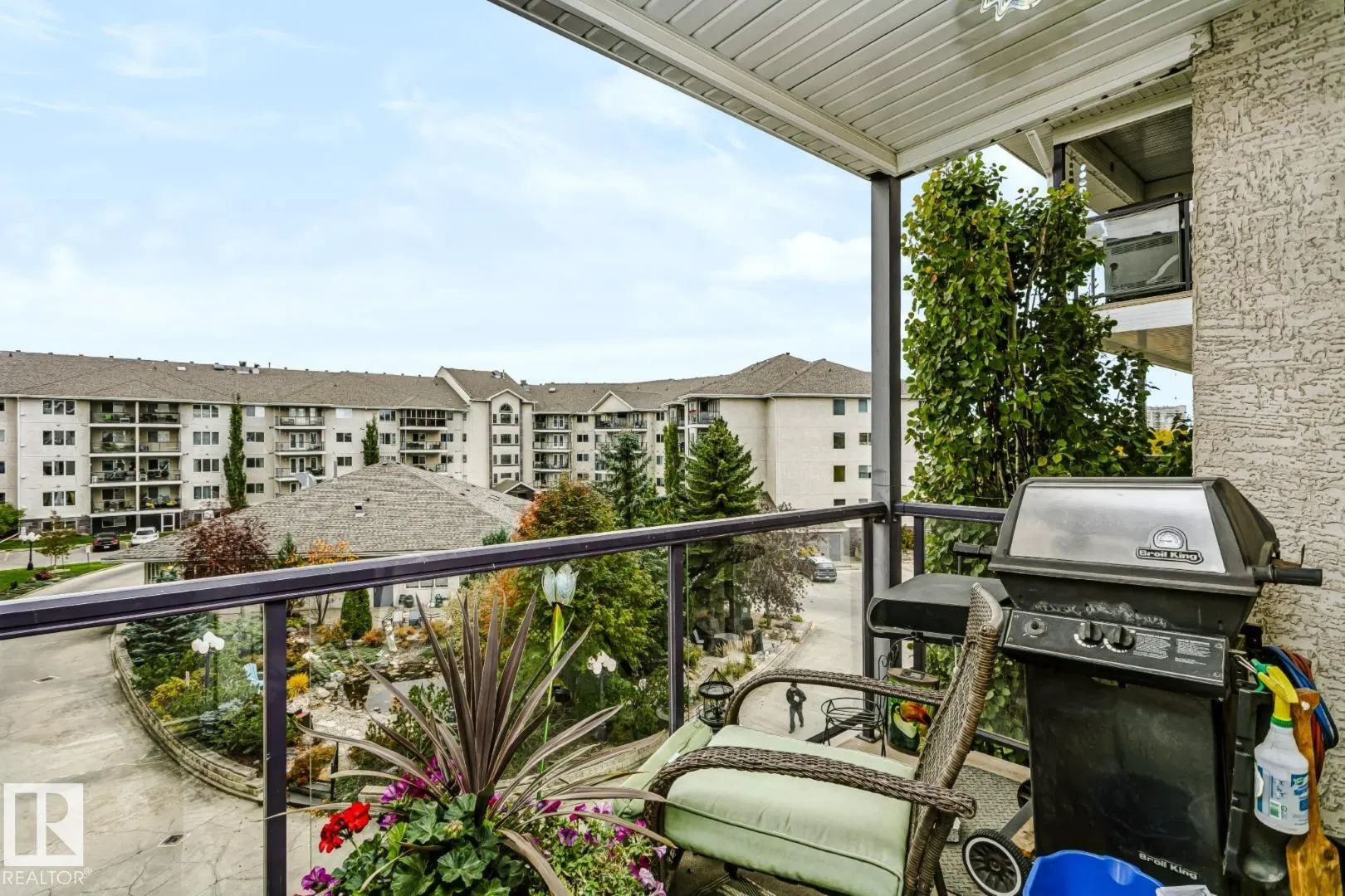 261 YOUVILLE Drive