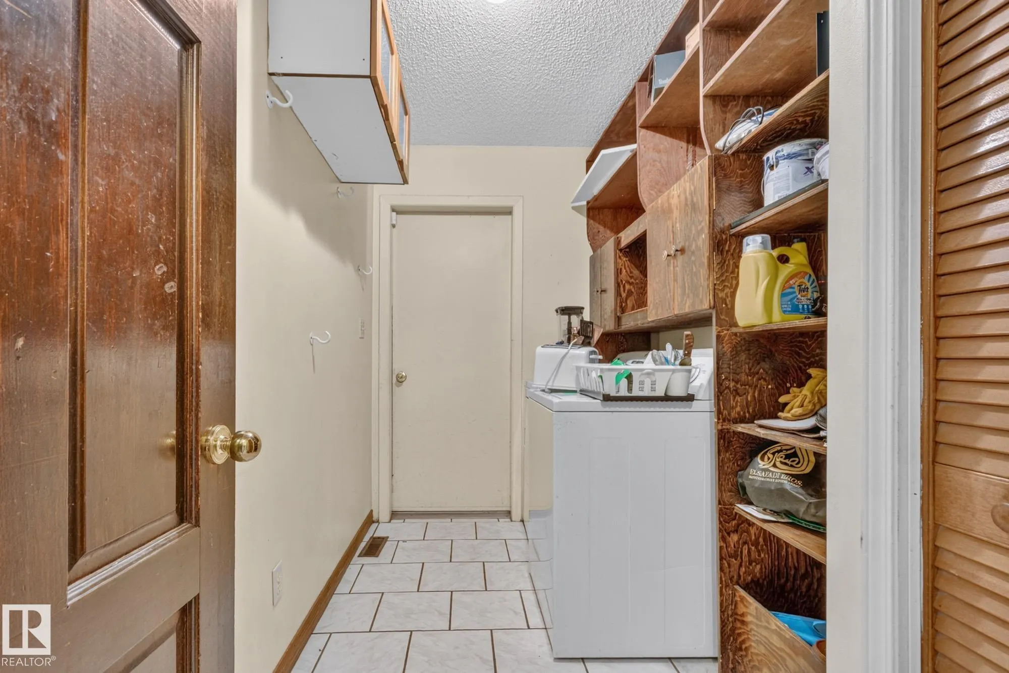 11 HOWSON Crescent
