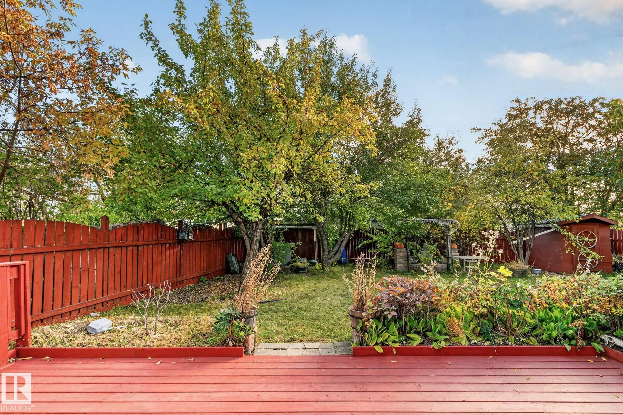 11 HOWSON Crescent