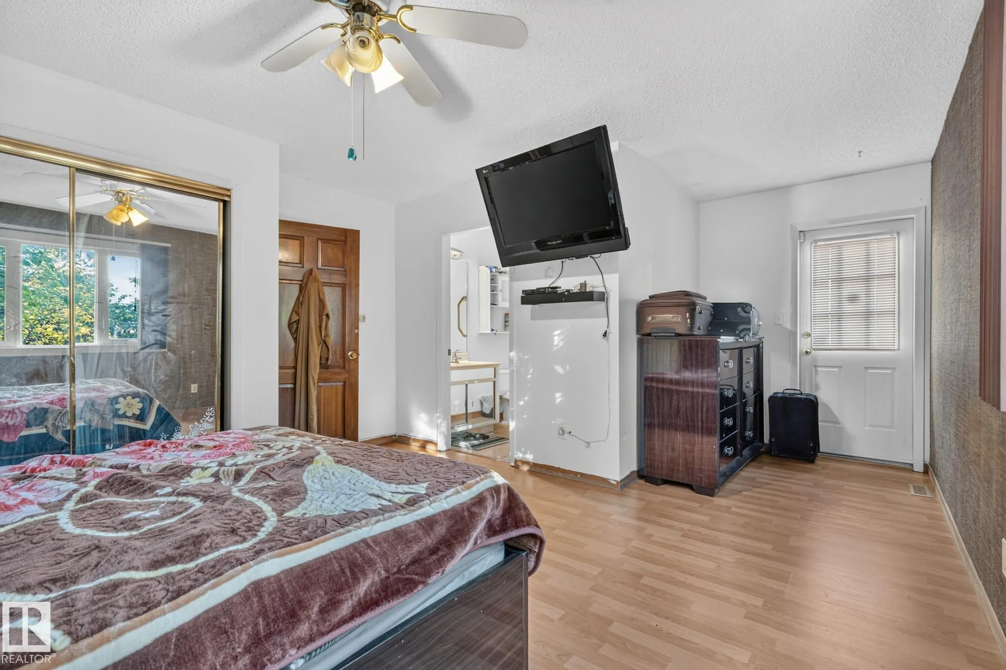 11 HOWSON Crescent