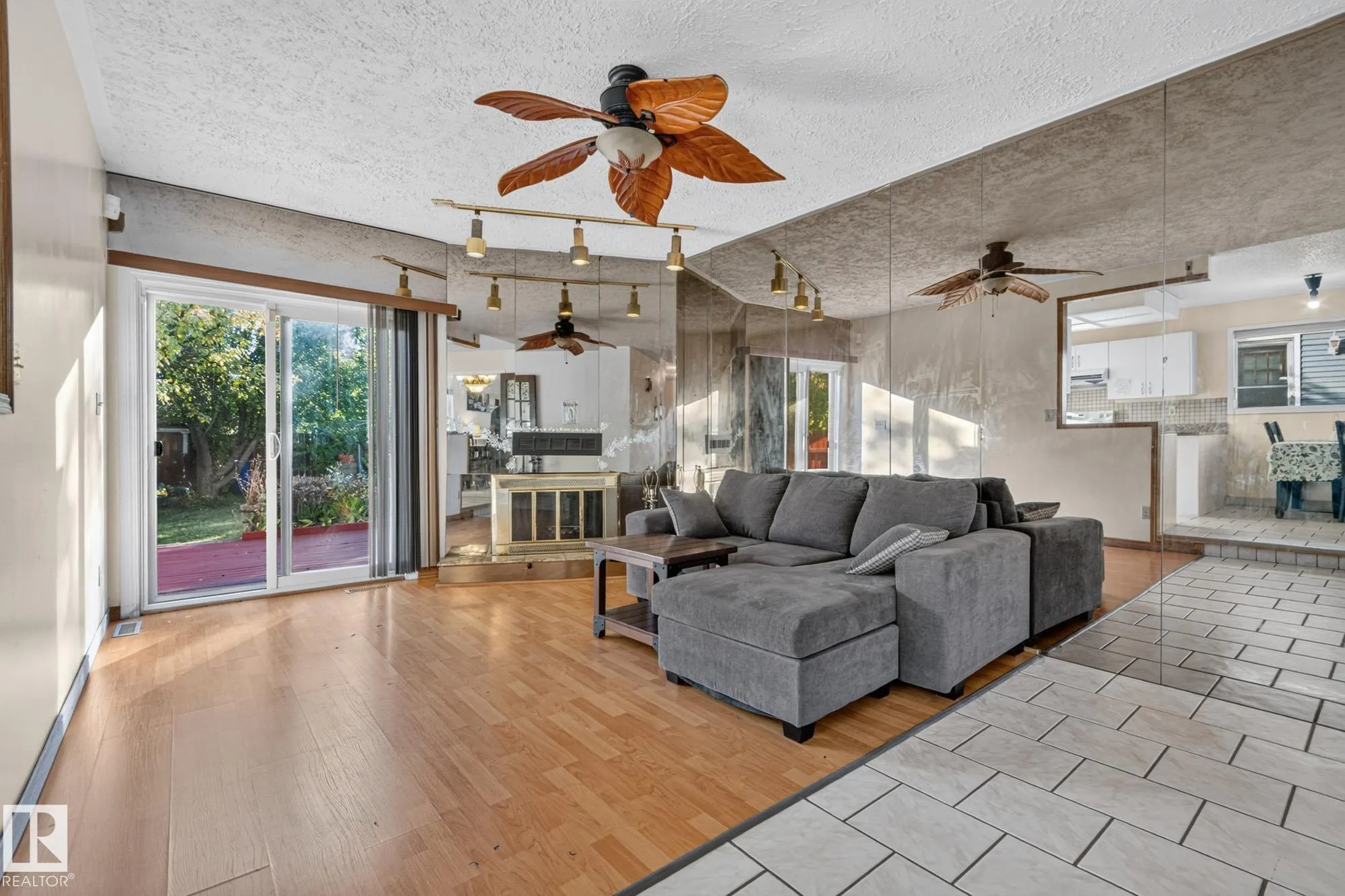 11 HOWSON Crescent